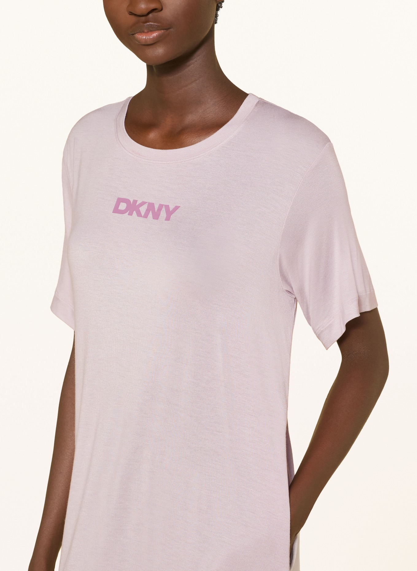 DKNY Chemise de nuit NEXT GEN CLASSICS: LILAS CLAIR