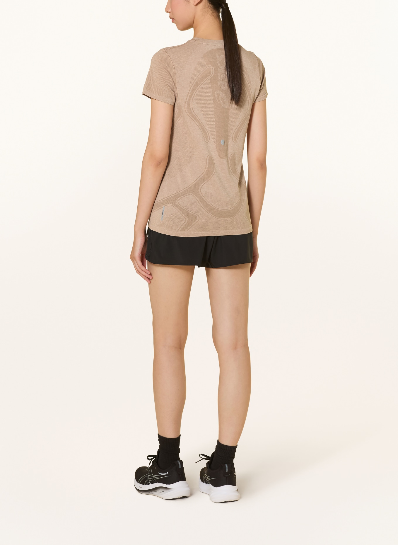 ASICS ROAD SEAMLESS SS running shirt: BEIGE