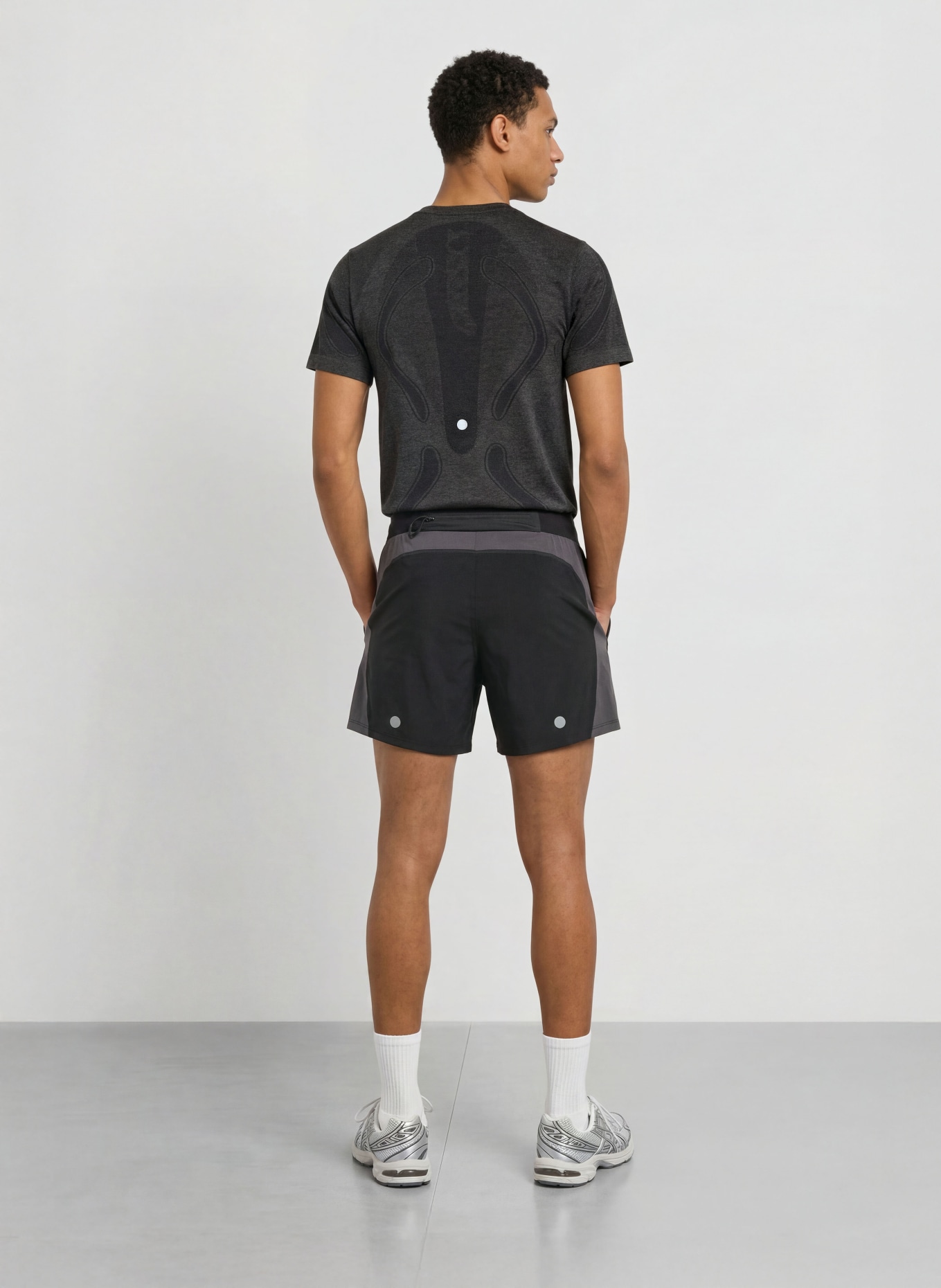 ASICS T-shirt de course ROAD SEAMLESS SS: NOIR