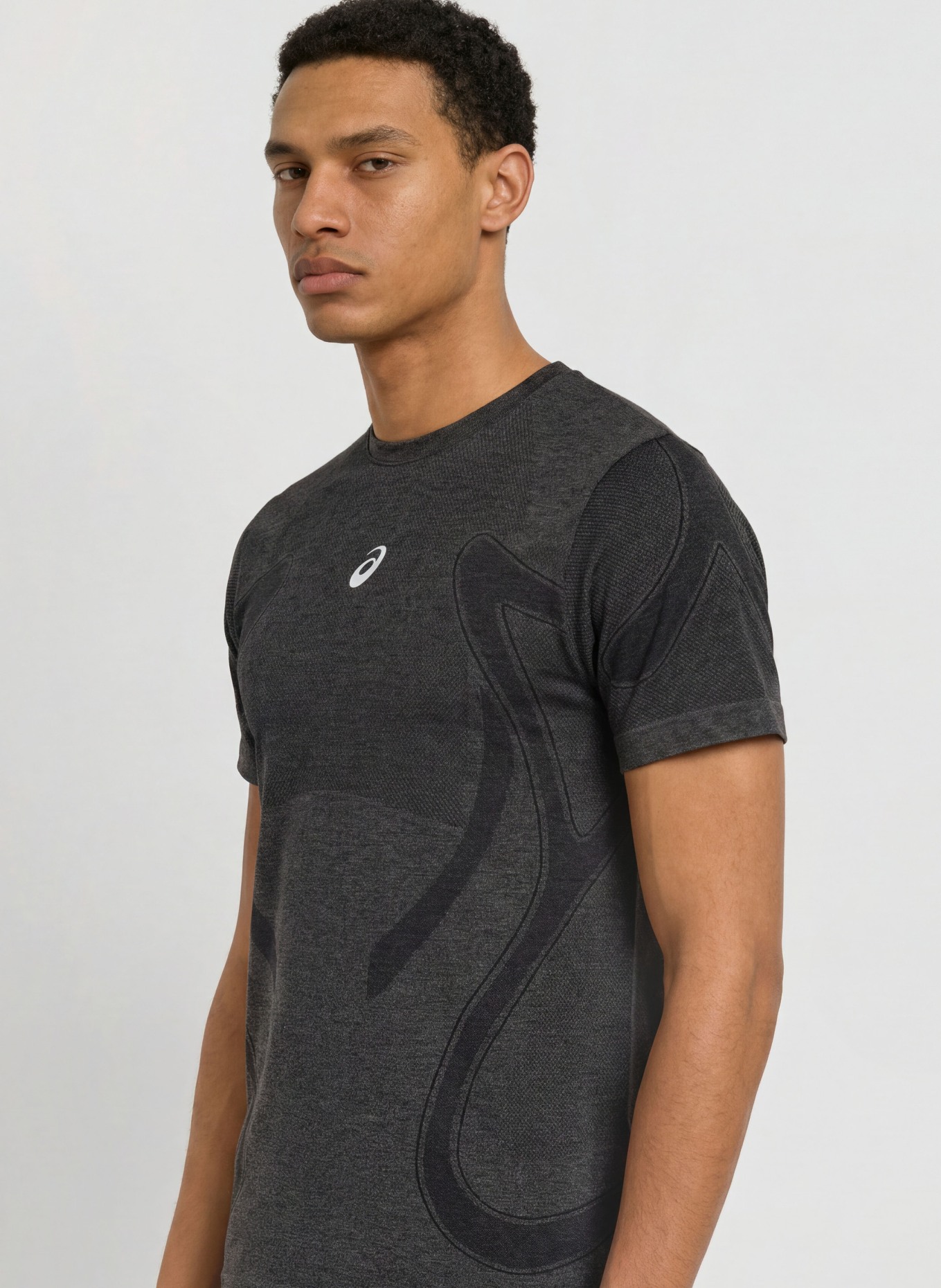 ASICS T-shirt de course ROAD SEAMLESS SS: NOIR