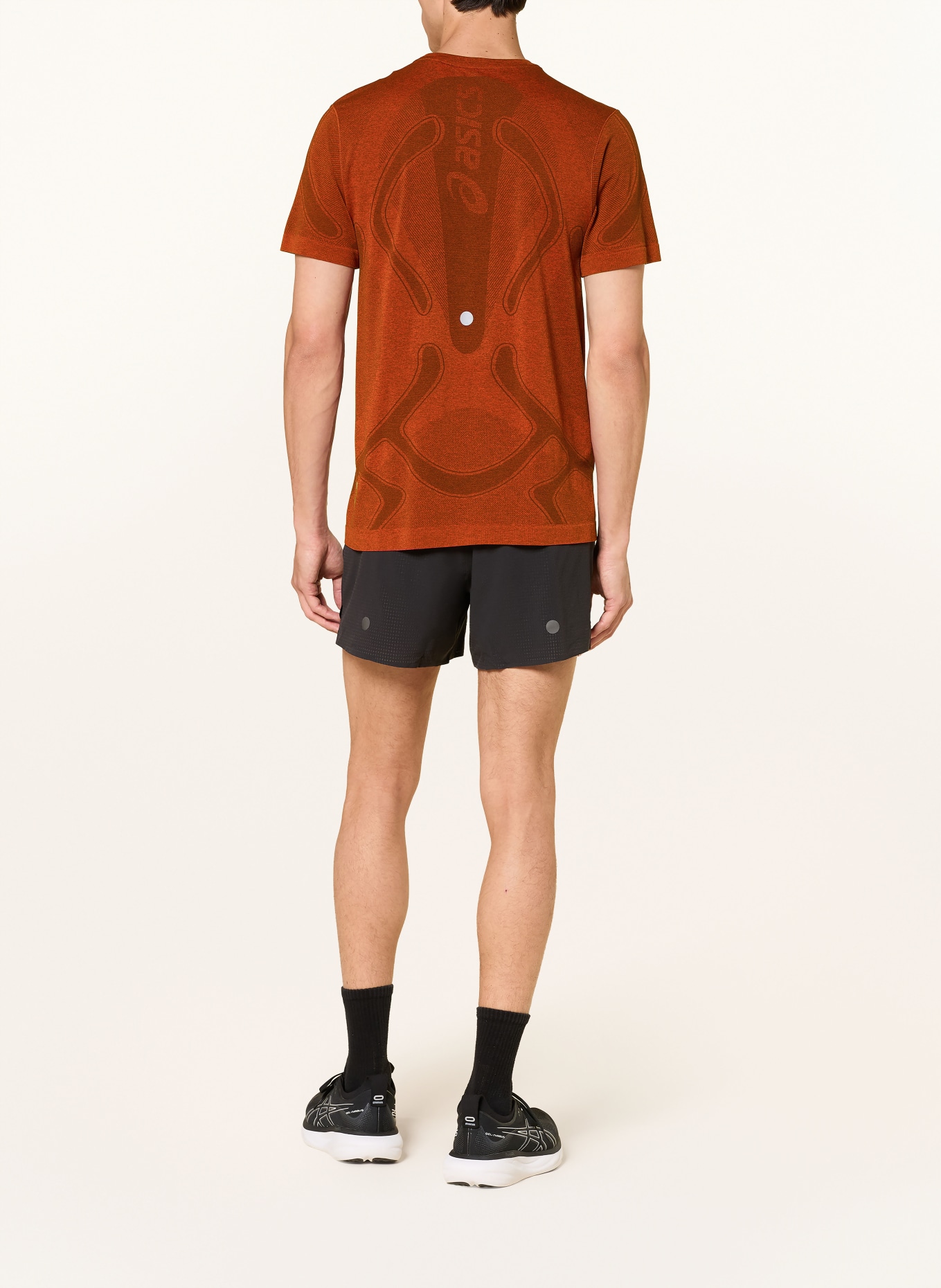 ASICS T-shirt de course ROAD SEAMLESS SS: ROUGE / ROUGE FONCÉ