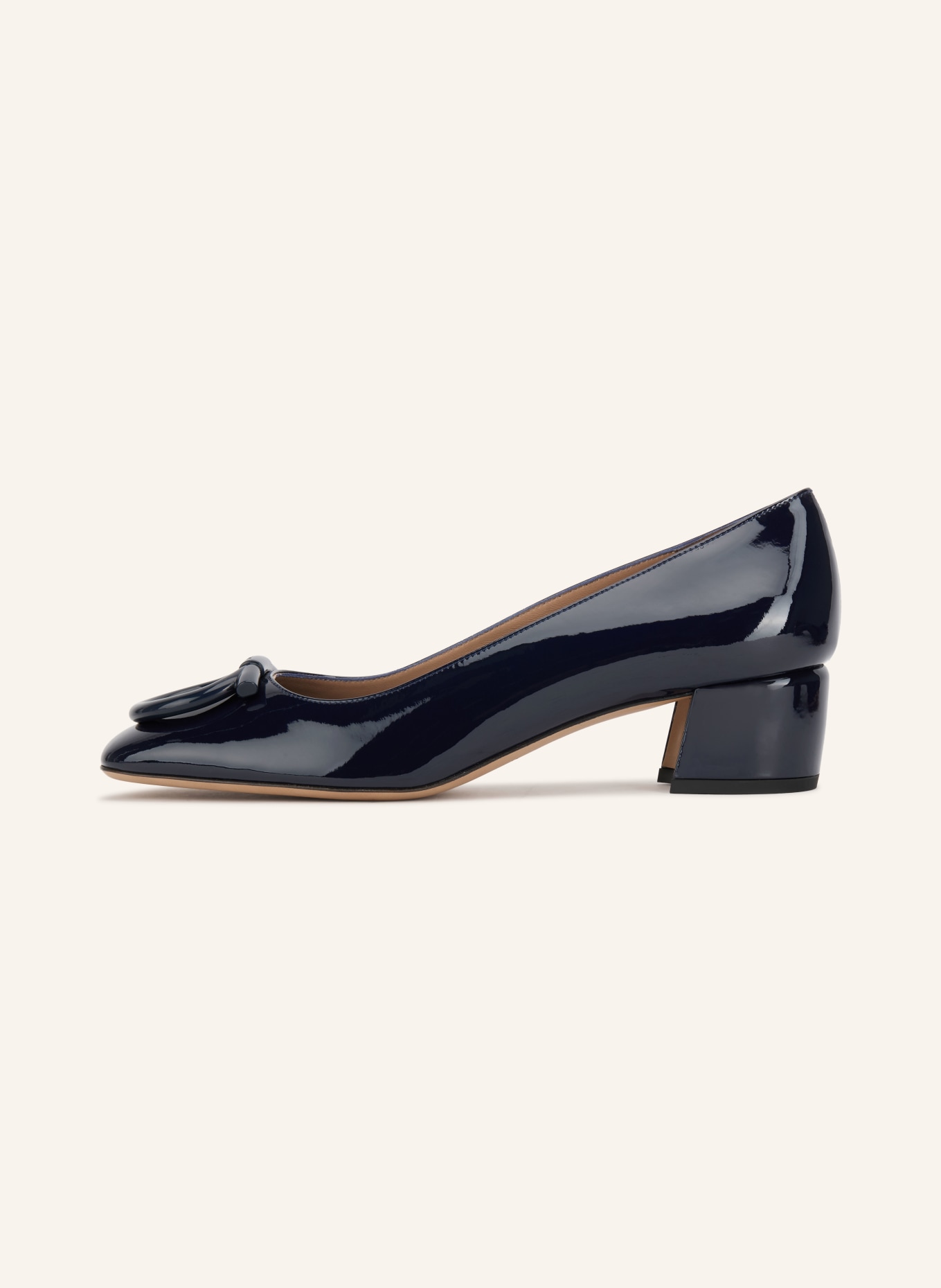 FERRAGAMO Lack-Pumps MARA 40: DUNKELBLAU