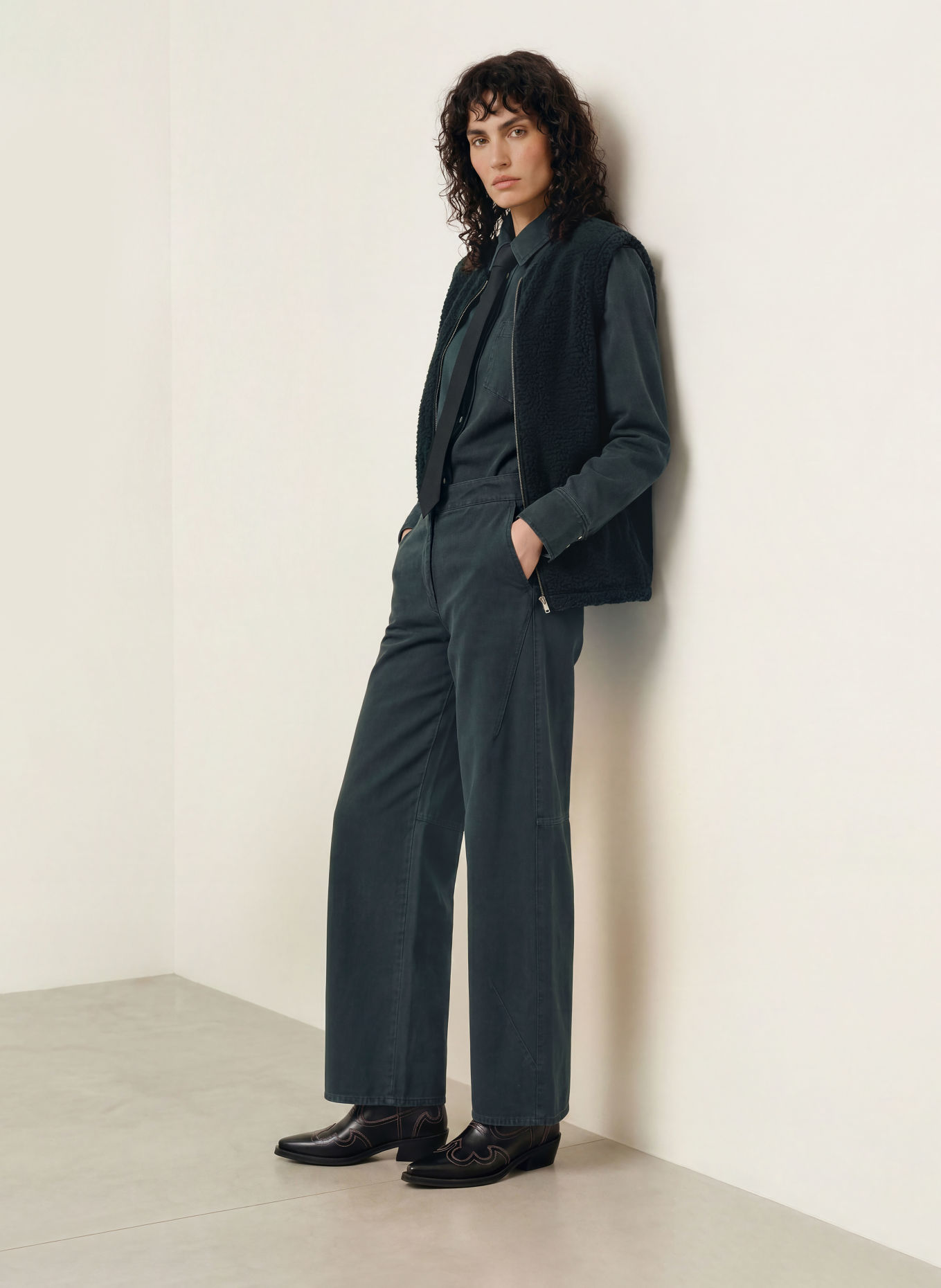 SAMSØE SAMSØE Teddyfell-vest SAAUTUMNS: DONKERBLAUW
