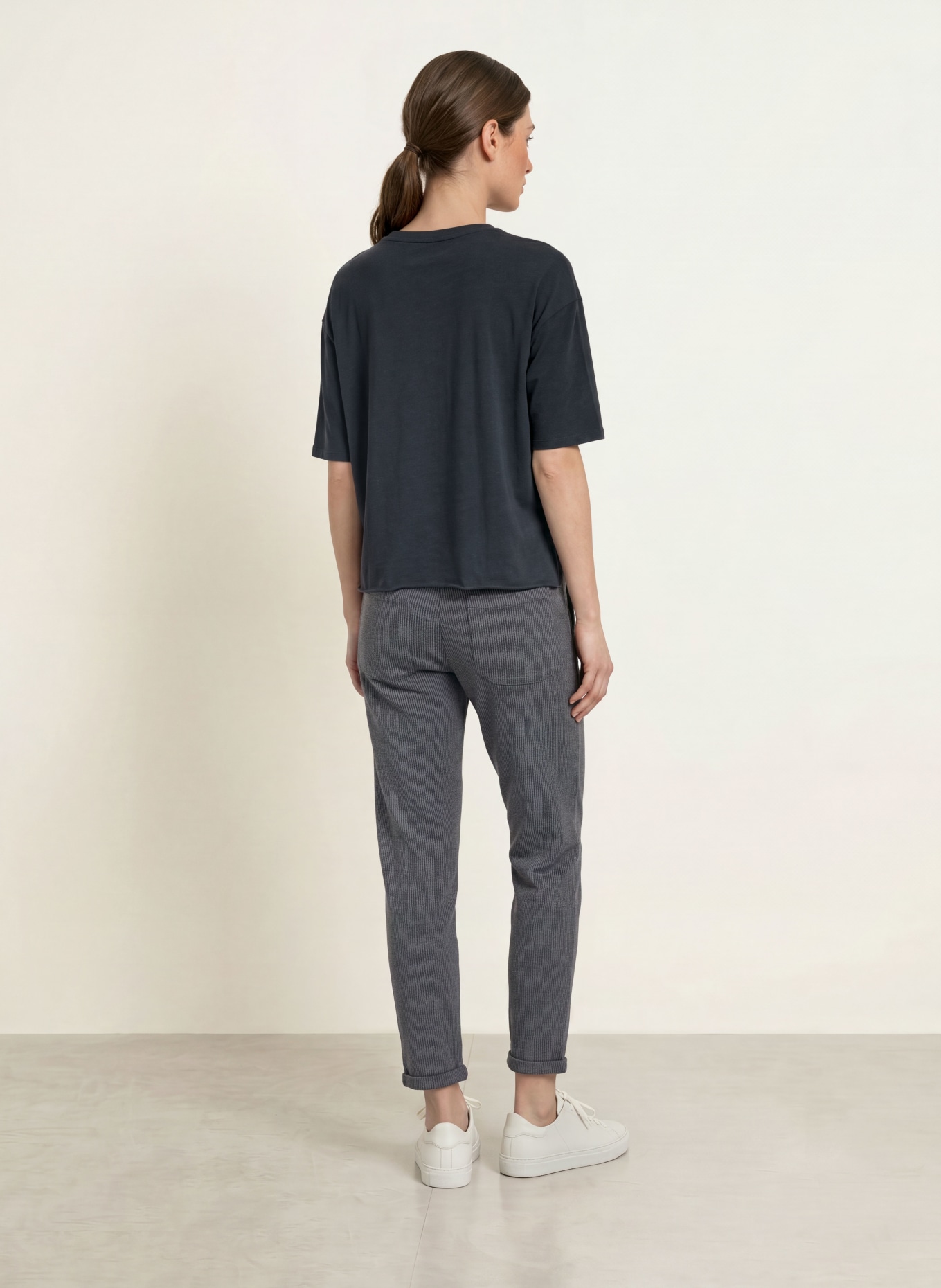 Juvia T-shirt FLORINA à manches 3/4: BLEU FONCÉ