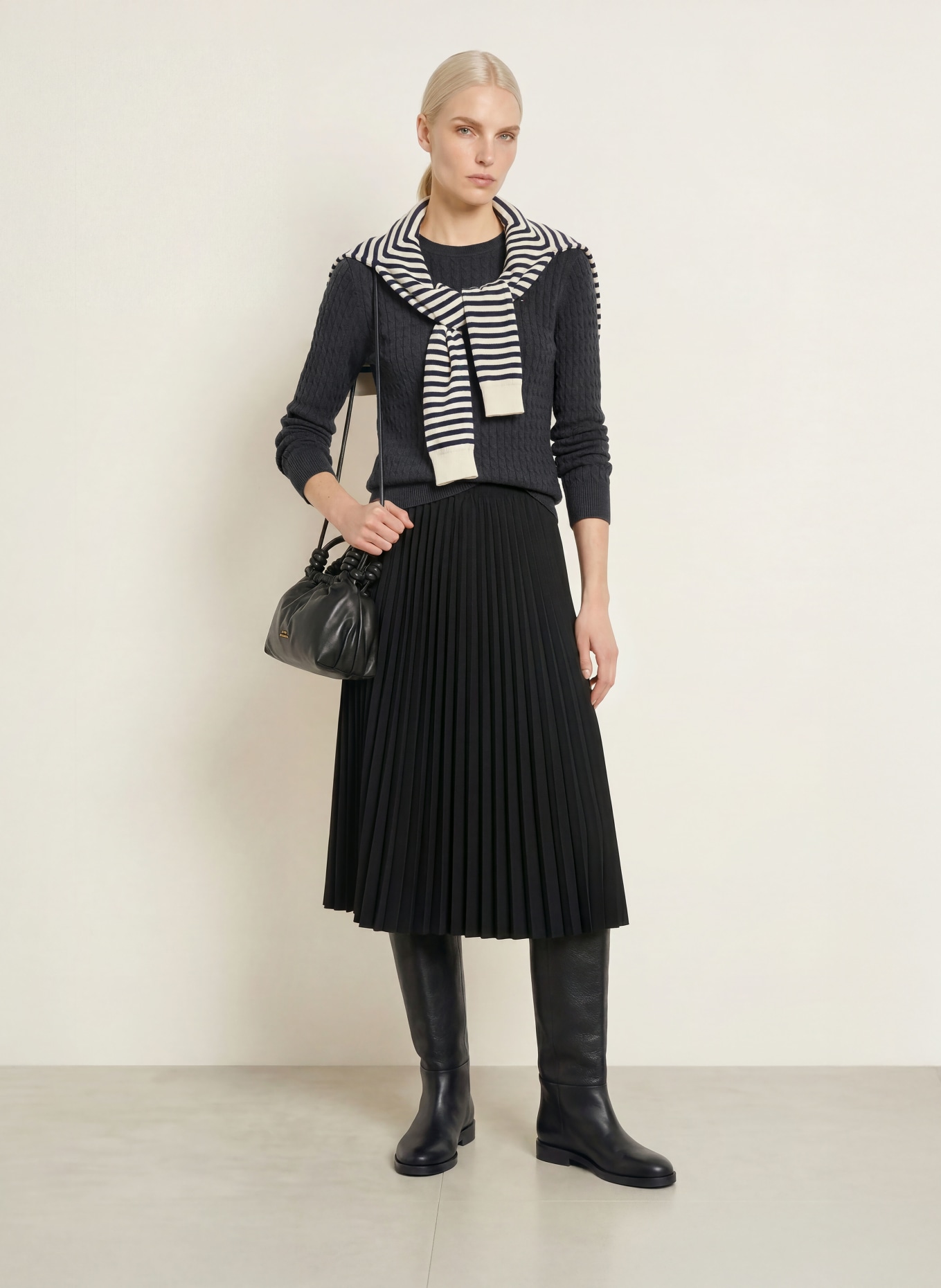 TOMMY HILFIGER Sweater: DARK GRAY