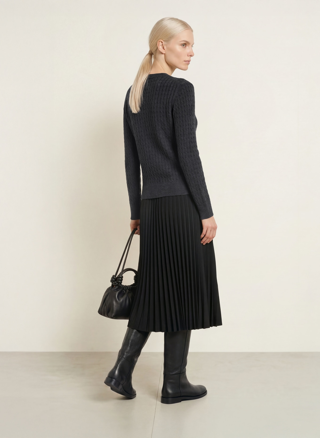 TOMMY HILFIGER Sweater: DARK GRAY
