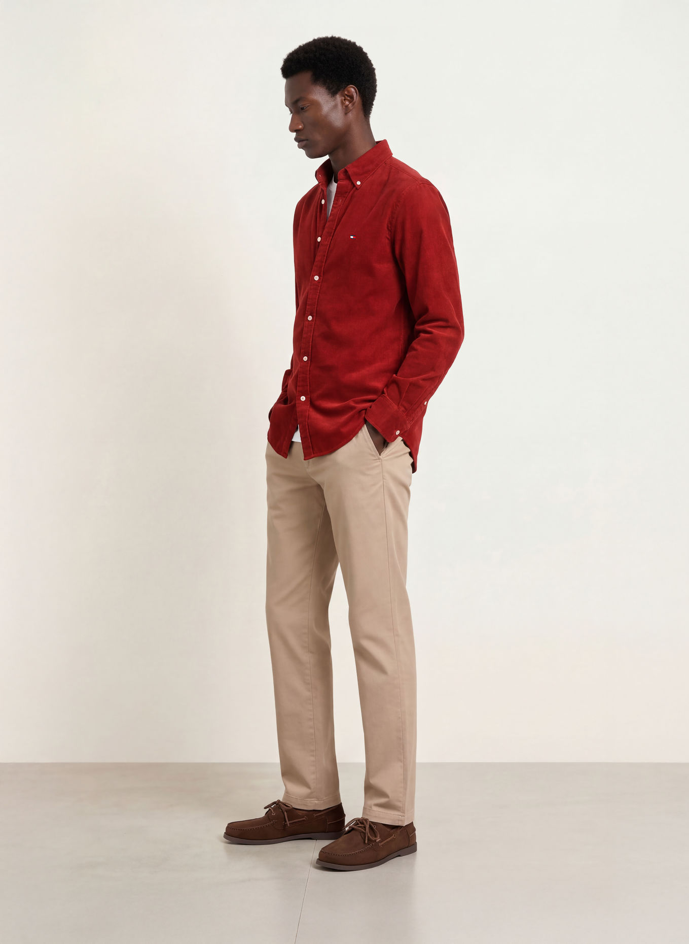 TOMMY HILFIGER Chemise en velours côtelé coupe regular: ROUGE