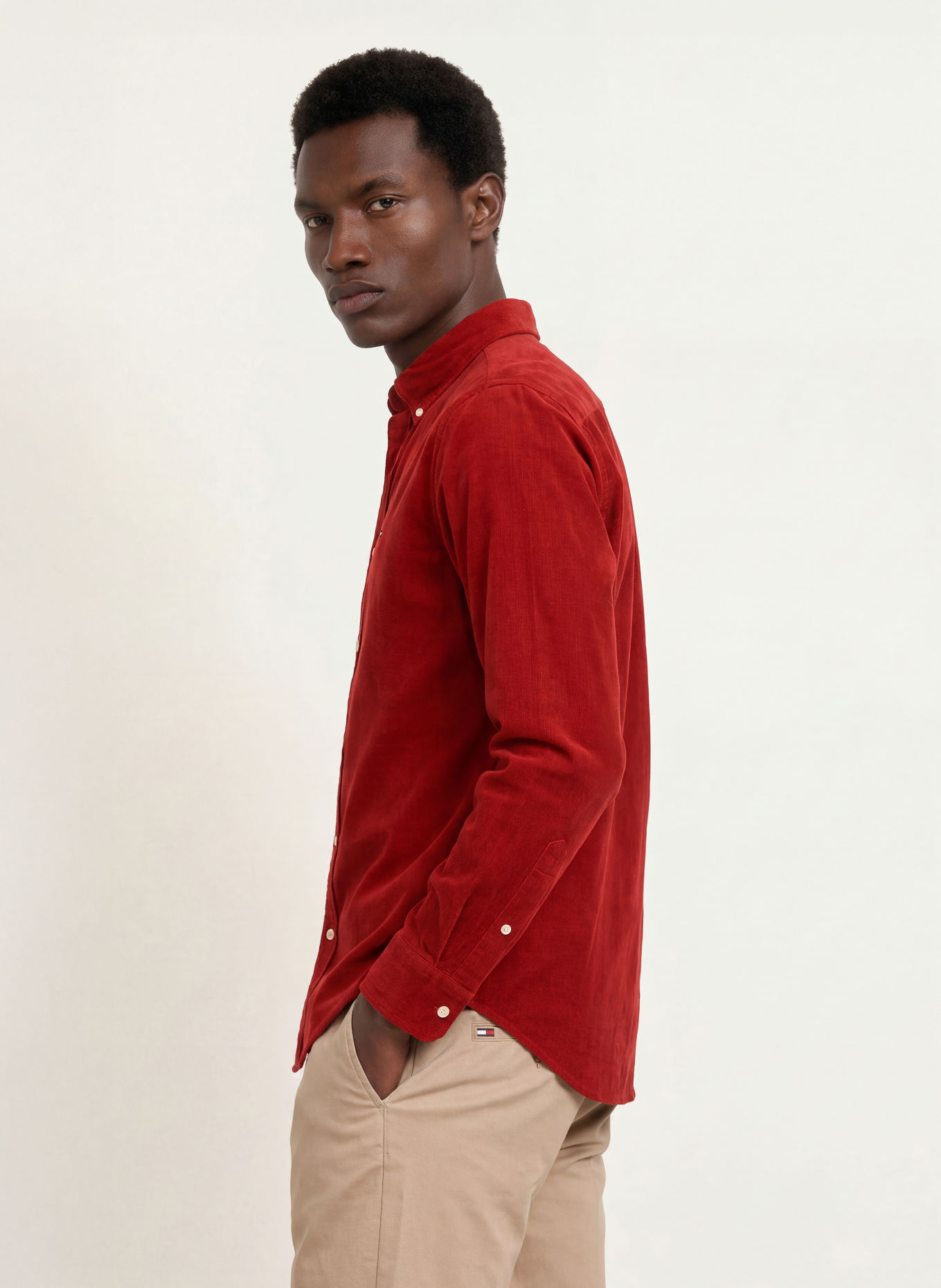 TOMMY HILFIGER Chemise en velours côtelé coupe regular: ROUGE