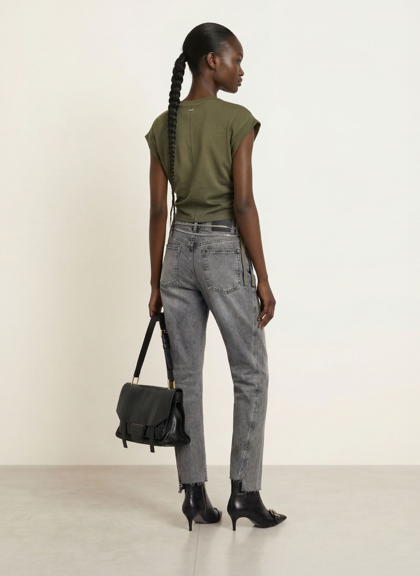ALLSAINTS Tričko MIRA ze směsi materiálů: OLIVOVÁ