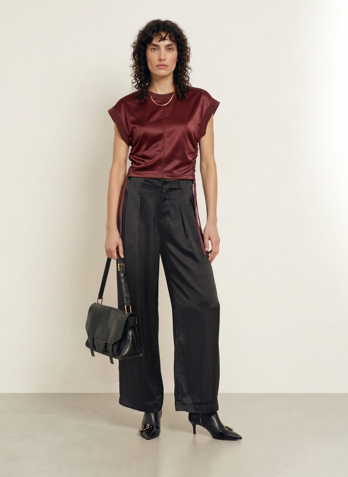 ALLSAINTS Tričko MIRA ze směsi materiálů: TMAVĚ ČERVENÁ