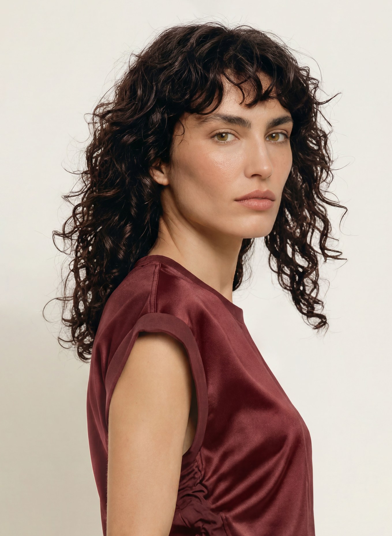 ALLSAINTS Tričko MIRA ze směsi materiálů: TMAVĚ ČERVENÁ