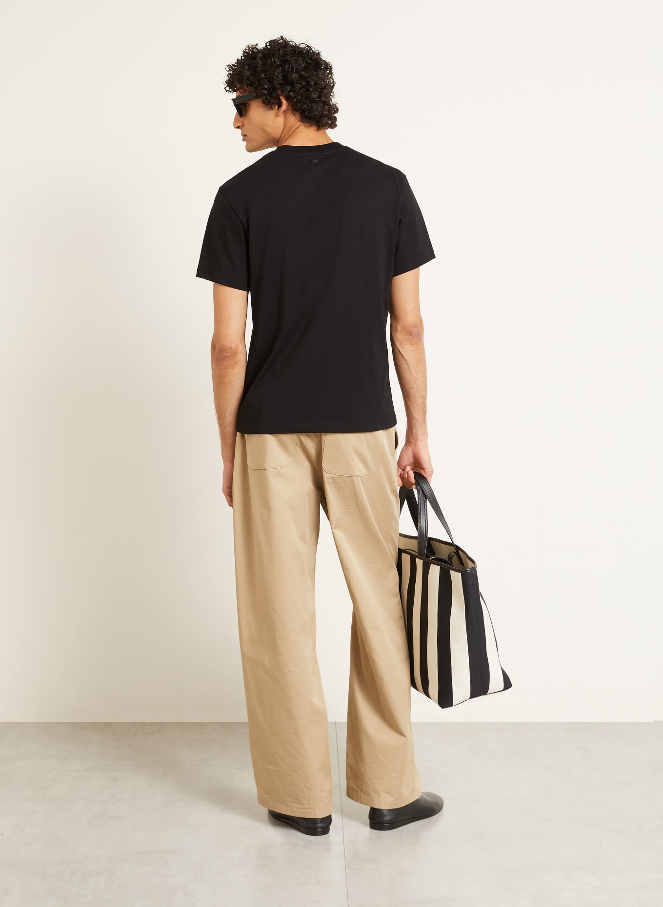 AMI PARIS T-shirt: ZWART