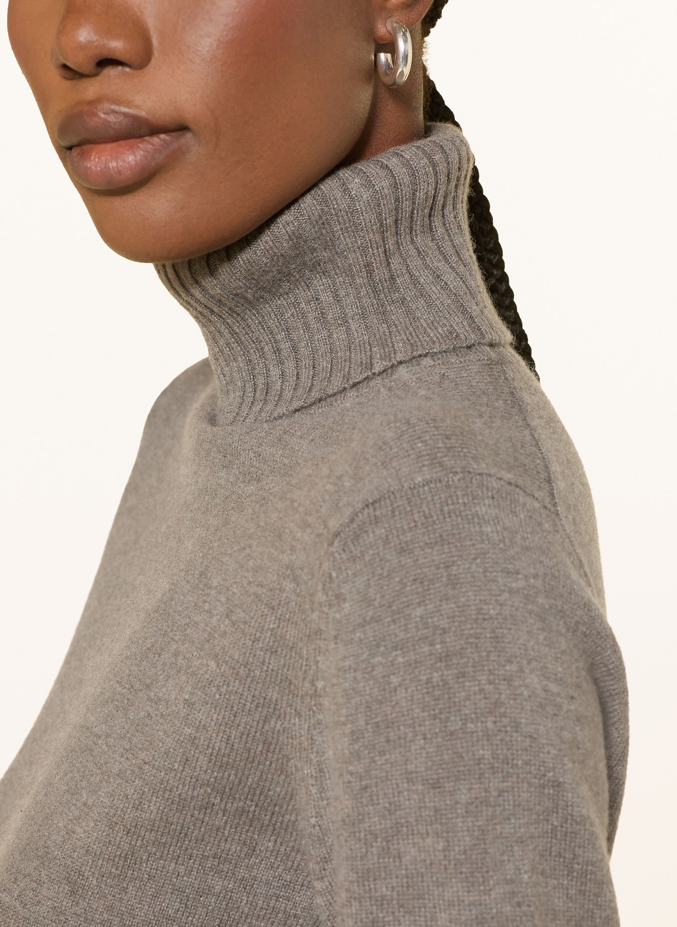 FTC CASHMERE Pull à col roulé en cachemire: TAUPE