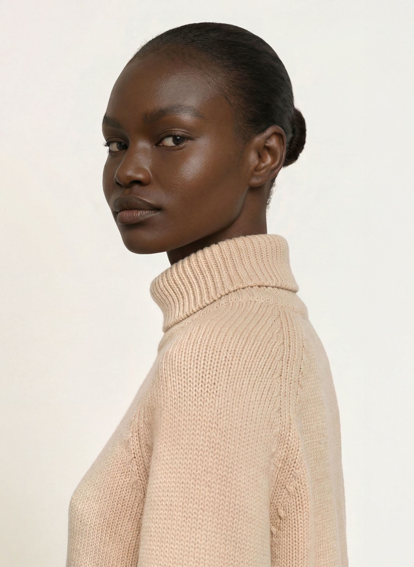 Juvia Rollkragenpullover RIKE: BEIGE