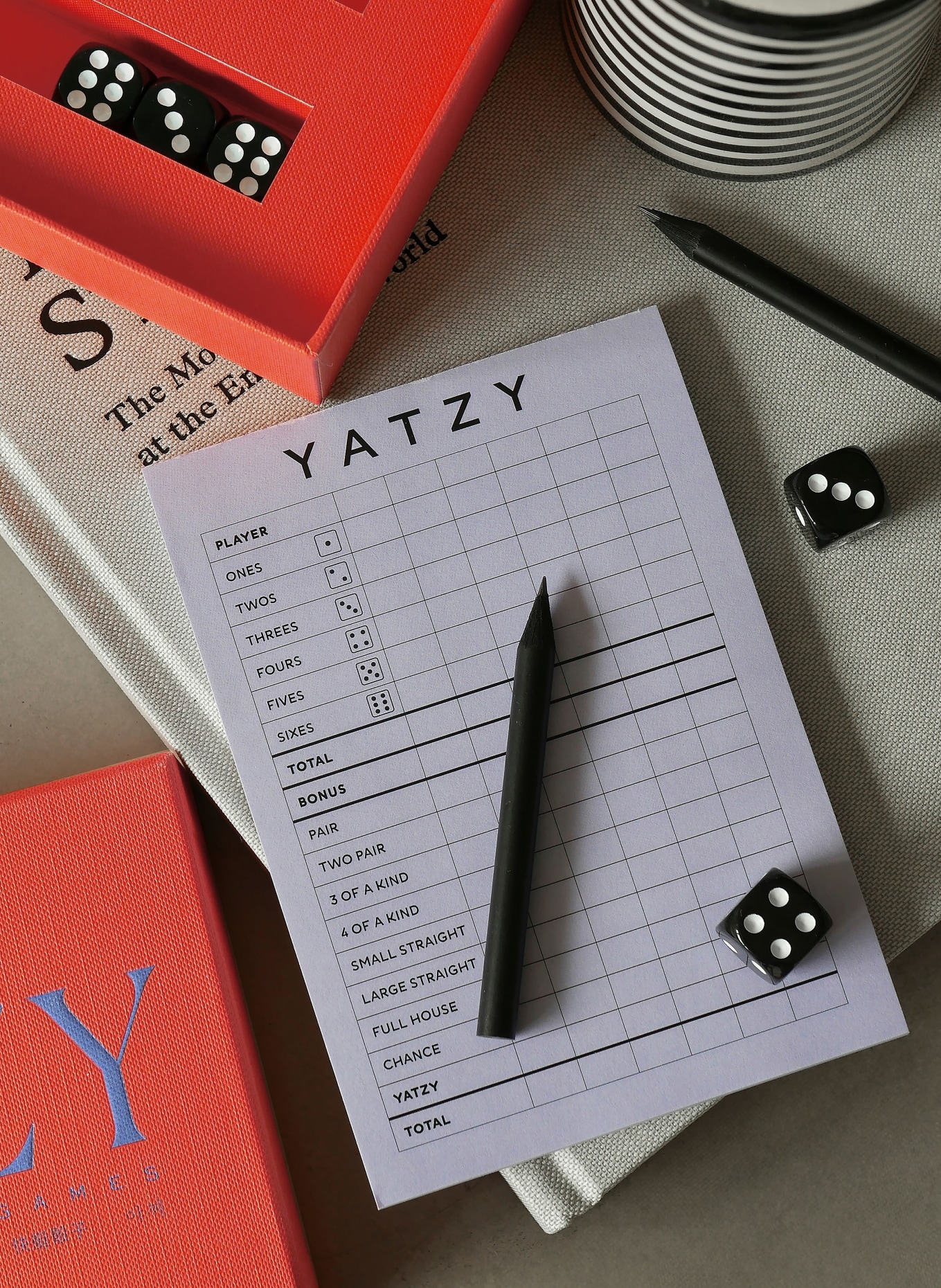 PRINTWORKS YATZY CLASSIC dice game: ORANGE