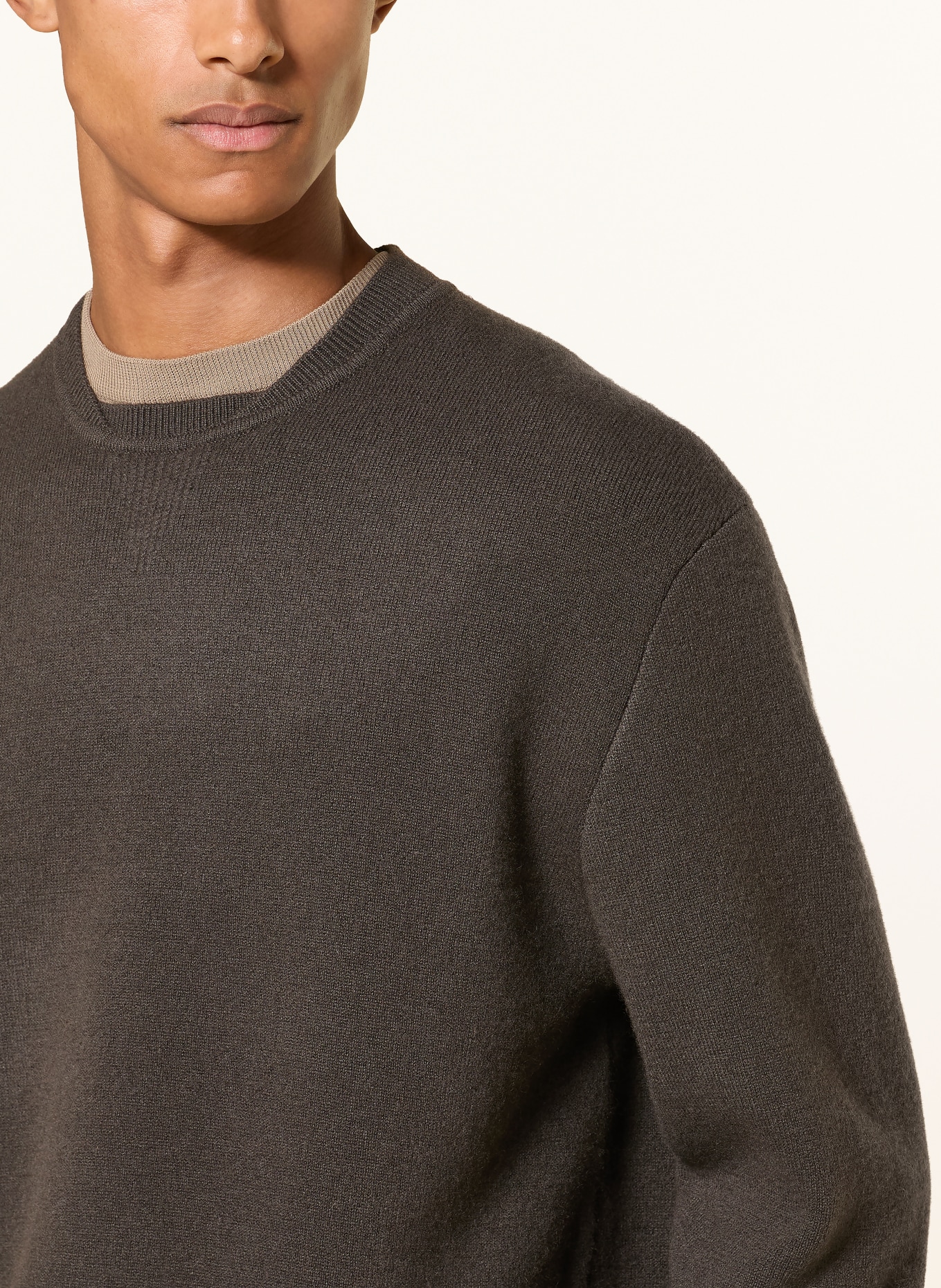LISA YANG Cashmere-Pullover EDMOND: BRAUN