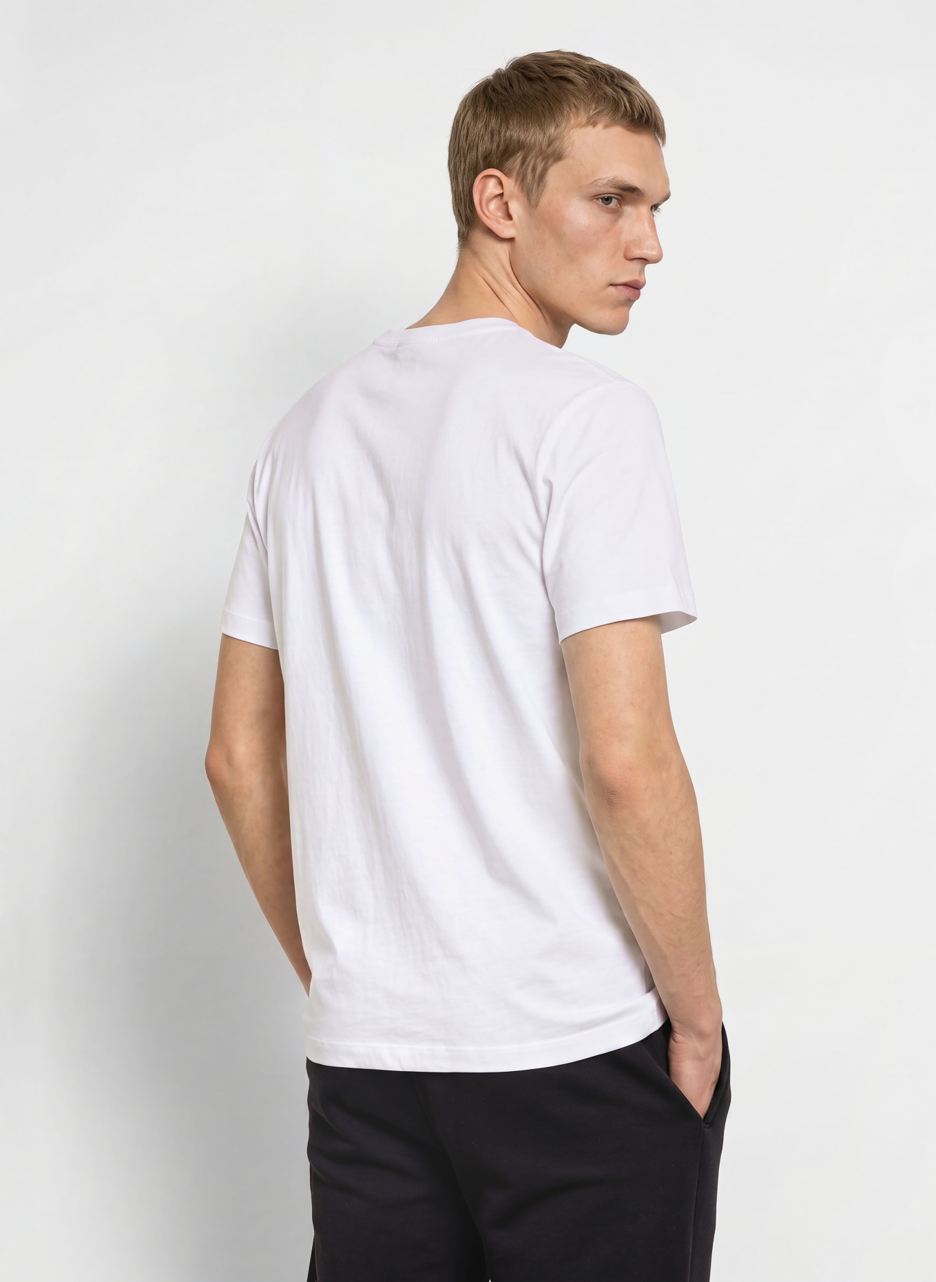 THE NORTH FACE T-shirt ESSENTIAL CENTER: VIT / SVART