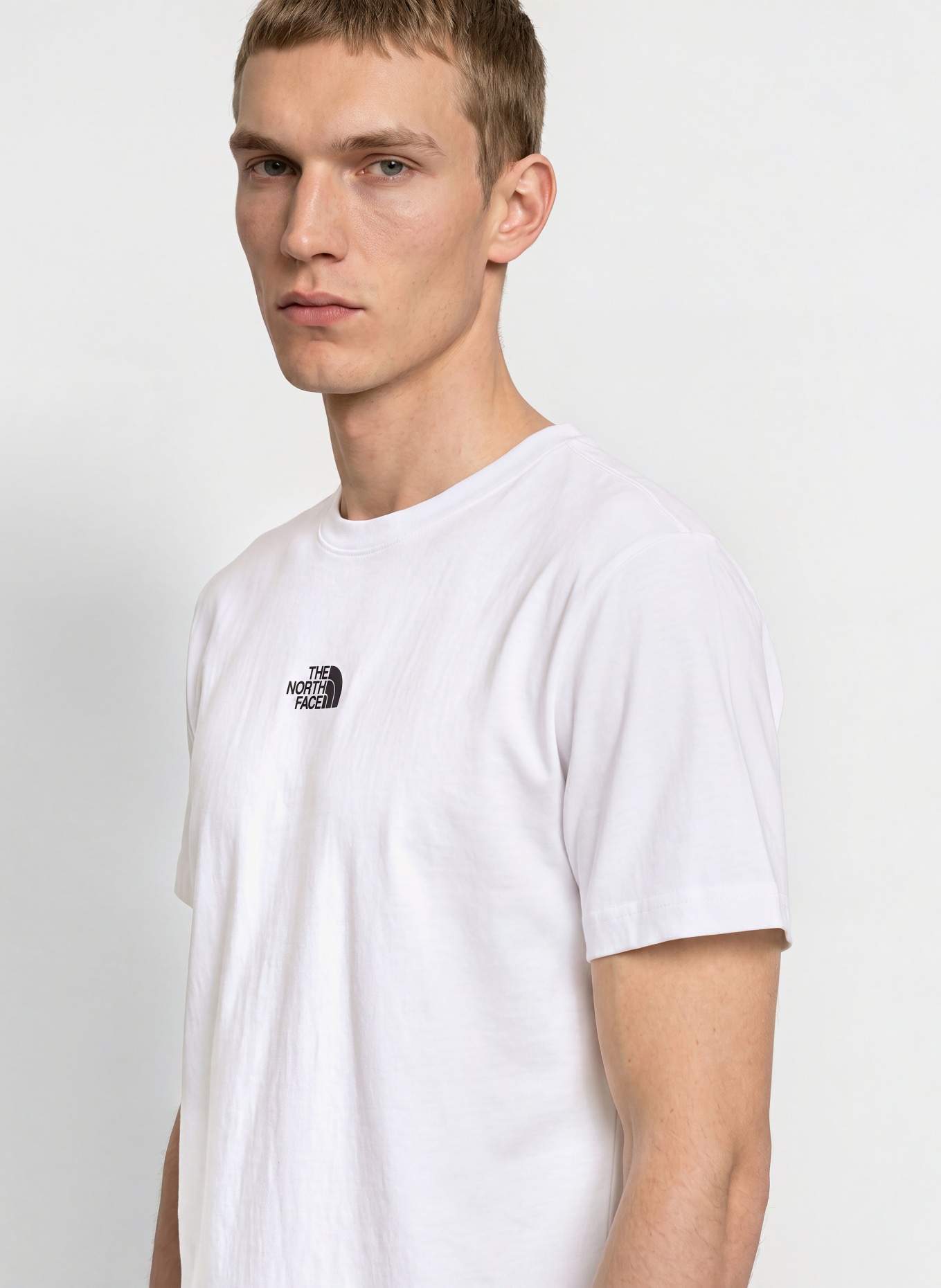 THE NORTH FACE T-shirt ESSENTIAL CENTER: VIT / SVART