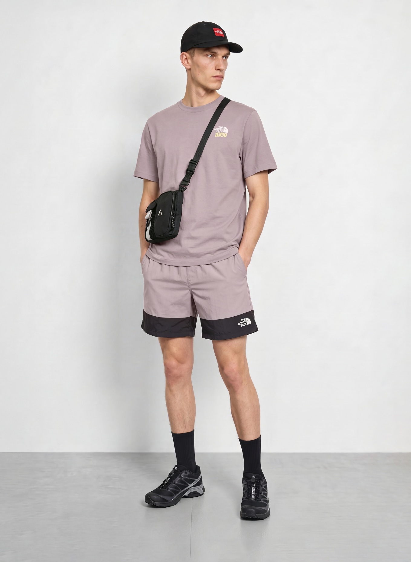 THE NORTH FACE 2-i-1-trekkingshorts LEYNAR: GRÅ / VIT / SVART