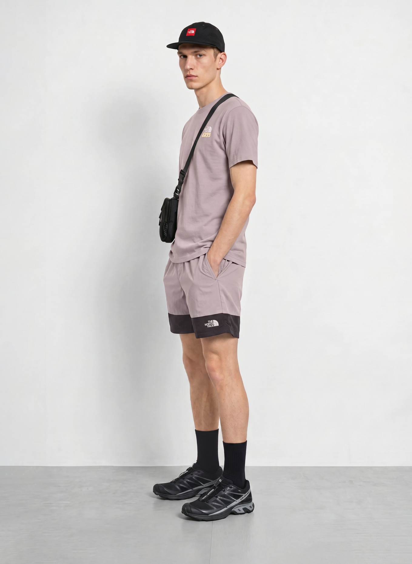 THE NORTH FACE 2-i-1-trekkingshorts LEYNAR: GRÅ / VIT / SVART