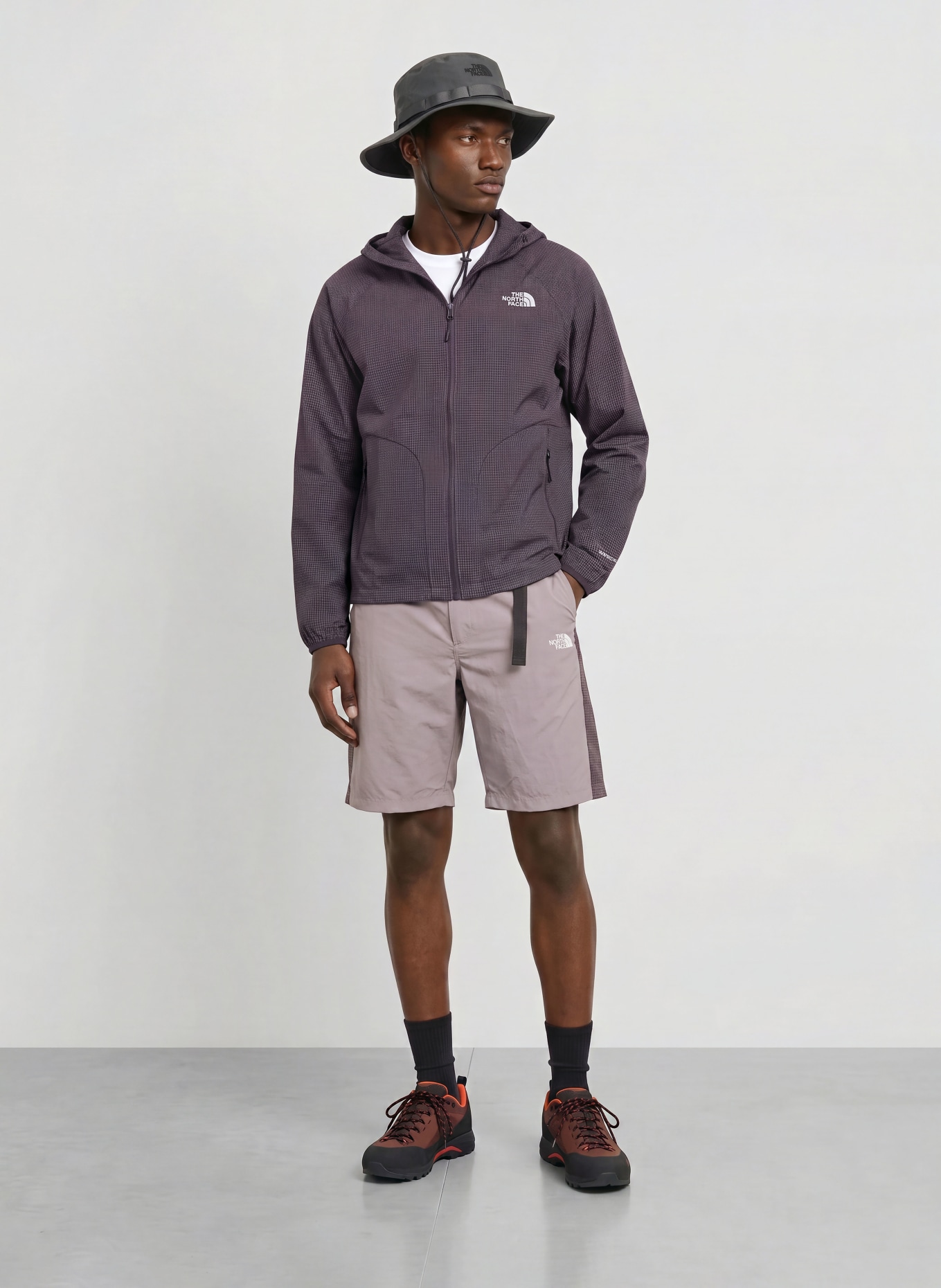 THE NORTH FACE Shorts NSE Loose Fit: GRÅ / LILA