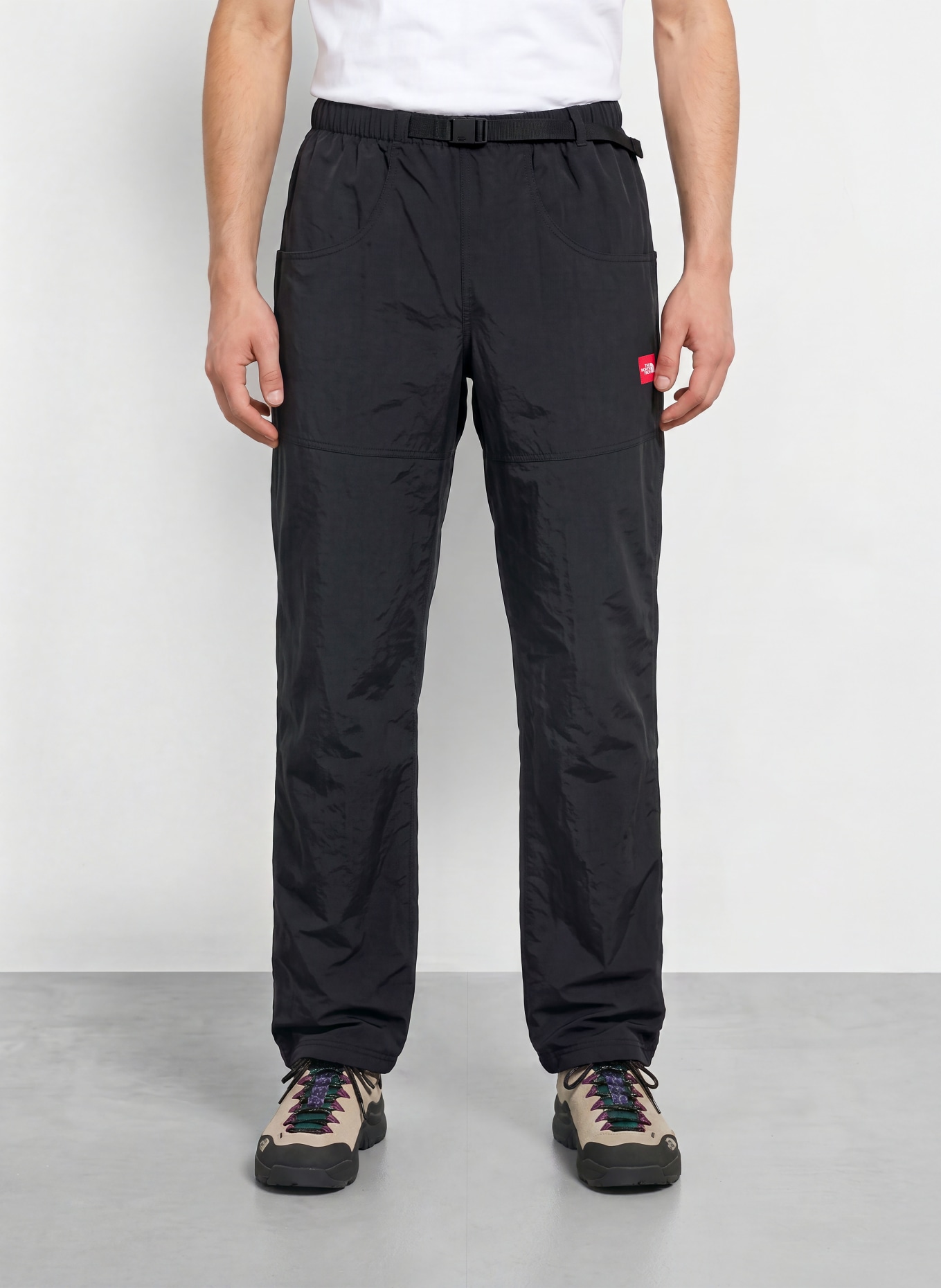 THE NORTH FACE Byxor RED BOX Oversized Fit: SVART