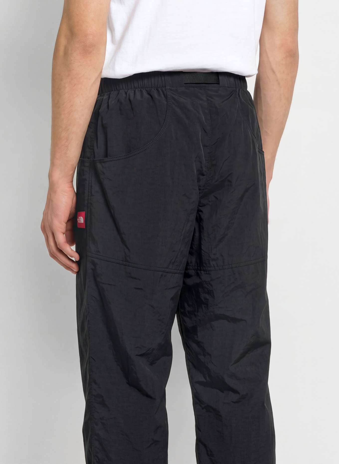 THE NORTH FACE Byxor RED BOX Oversized Fit: SVART