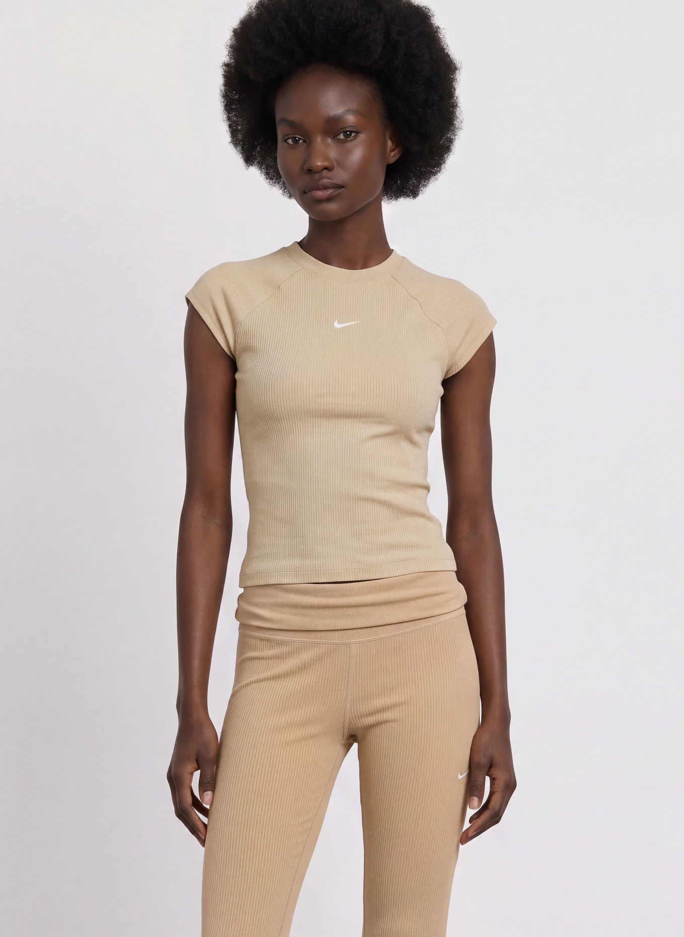 Nike Top CHILL KNIT: BEIGE