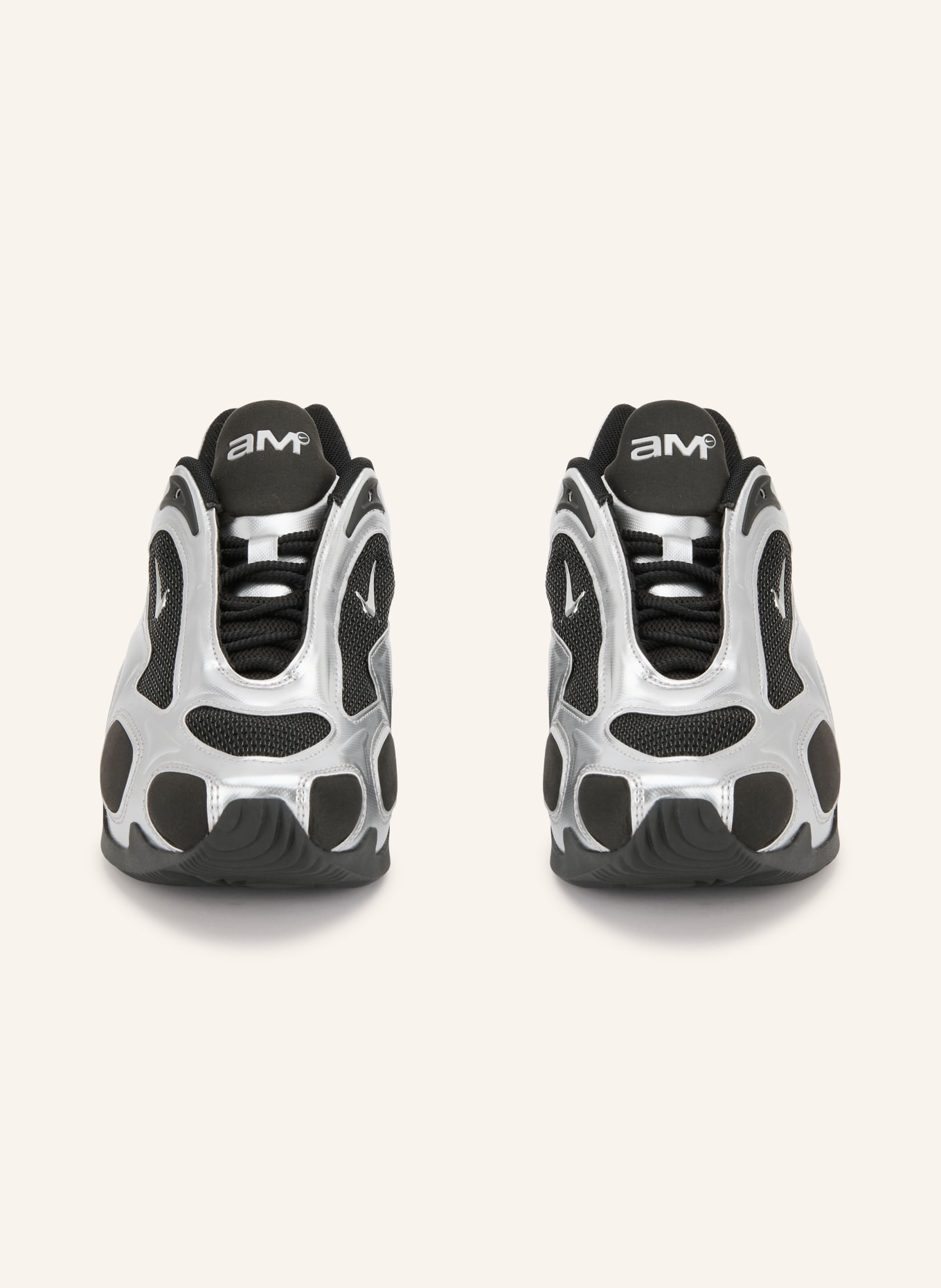 Nike AIR MAX MUSE Sneakers: BLACK / SILVER
