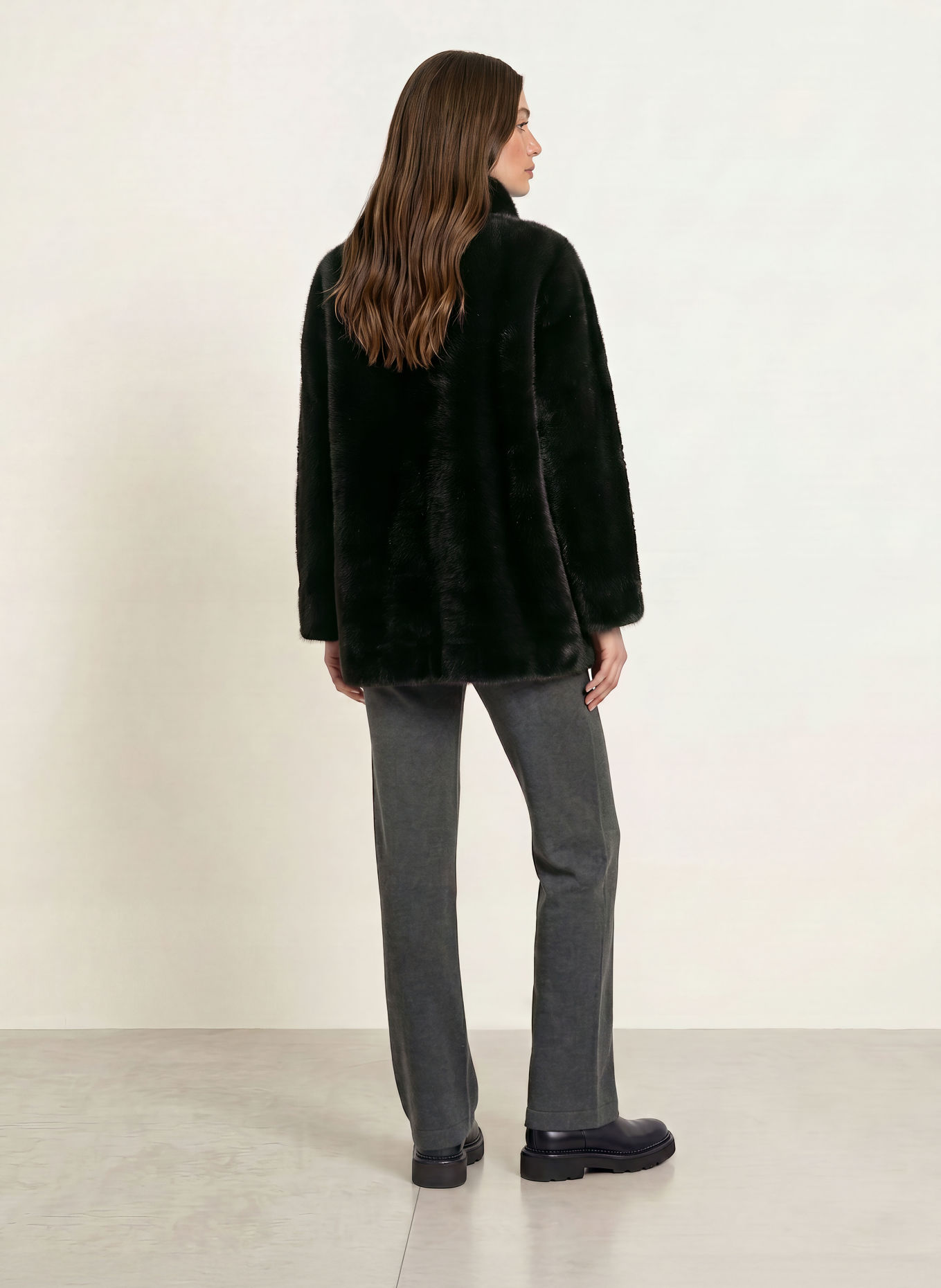 Juvia NOA faux fur coat: DARK GRAY