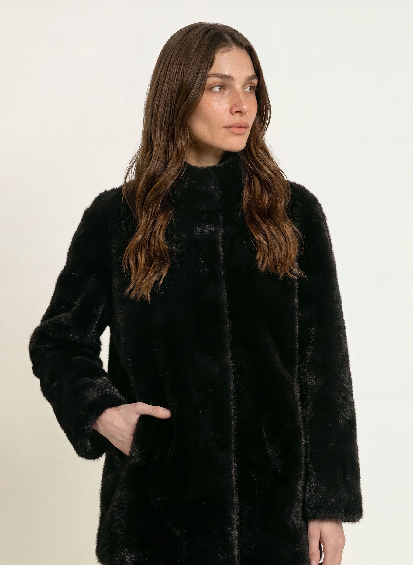 Juvia NOA faux fur coat: DARK GRAY