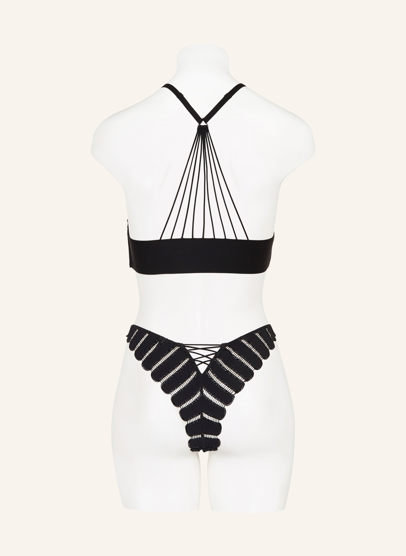 LIVY GRAMERCY string with cutout: BLACK