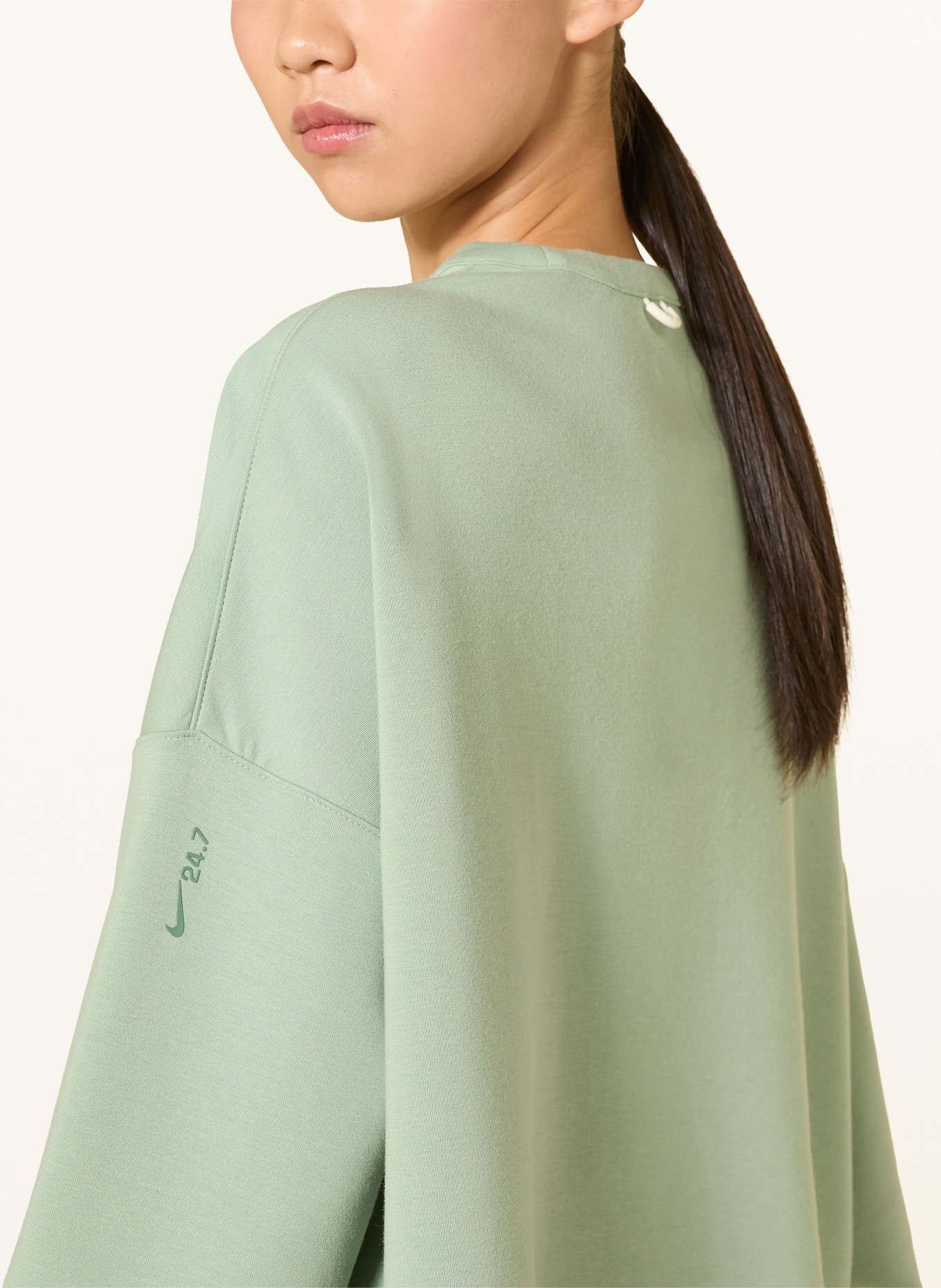 Nike Oversized-Sweatshirt 24.7 IMPOSSIBLYSOFT: HELLGRÜN