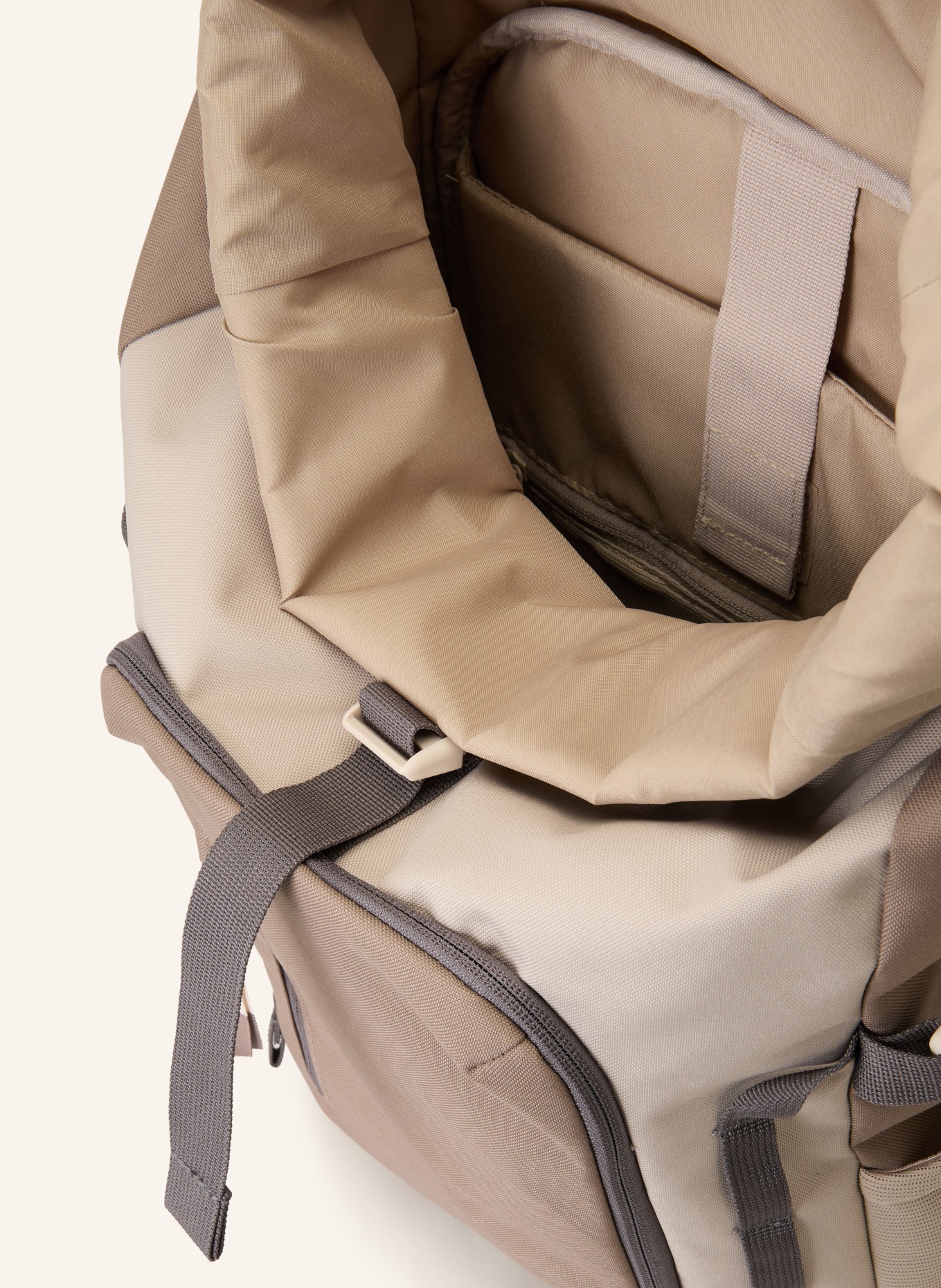 GOT BAG Rucksack ADVENTURE 26 l mit Laptop-Fach: BEIGE / TAUPE / DUNKELGRAU