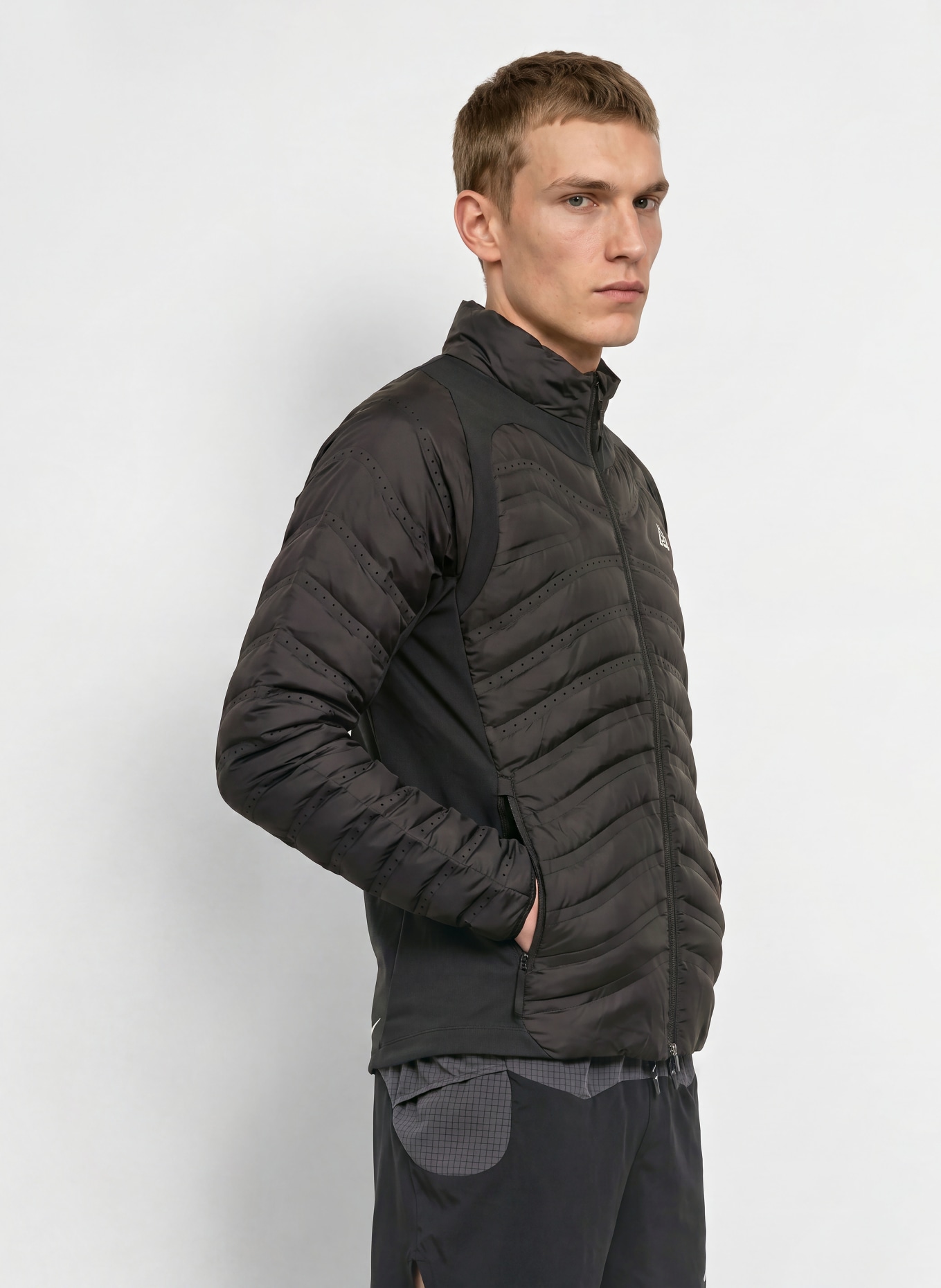 Nike Daunen-Laufjacke ACG "LAVA LOFT": SCHWARZ / WEISS