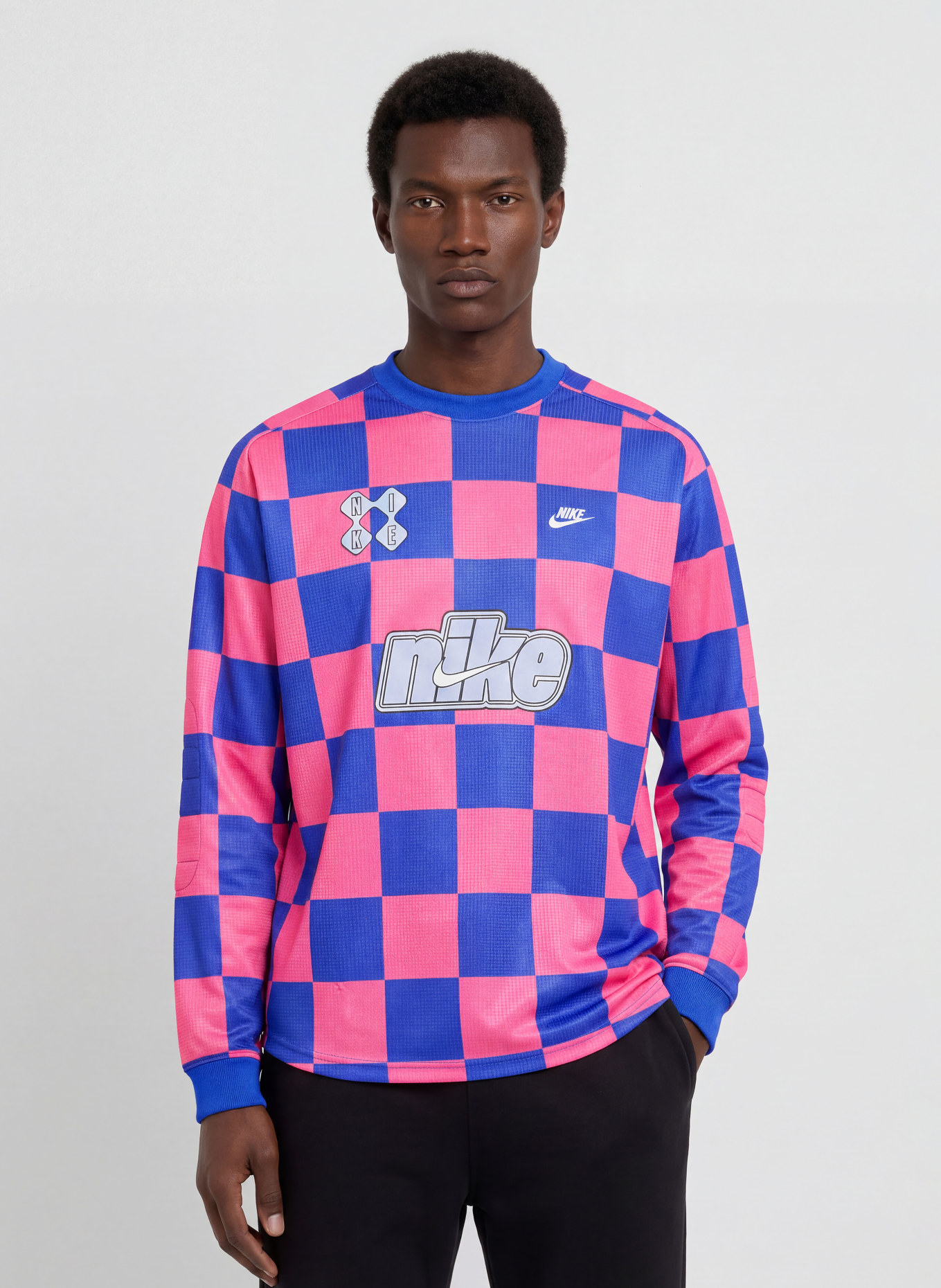 Nike SPORTSWEAR CLUB Long-sleeve shirt: BLUE / PINK