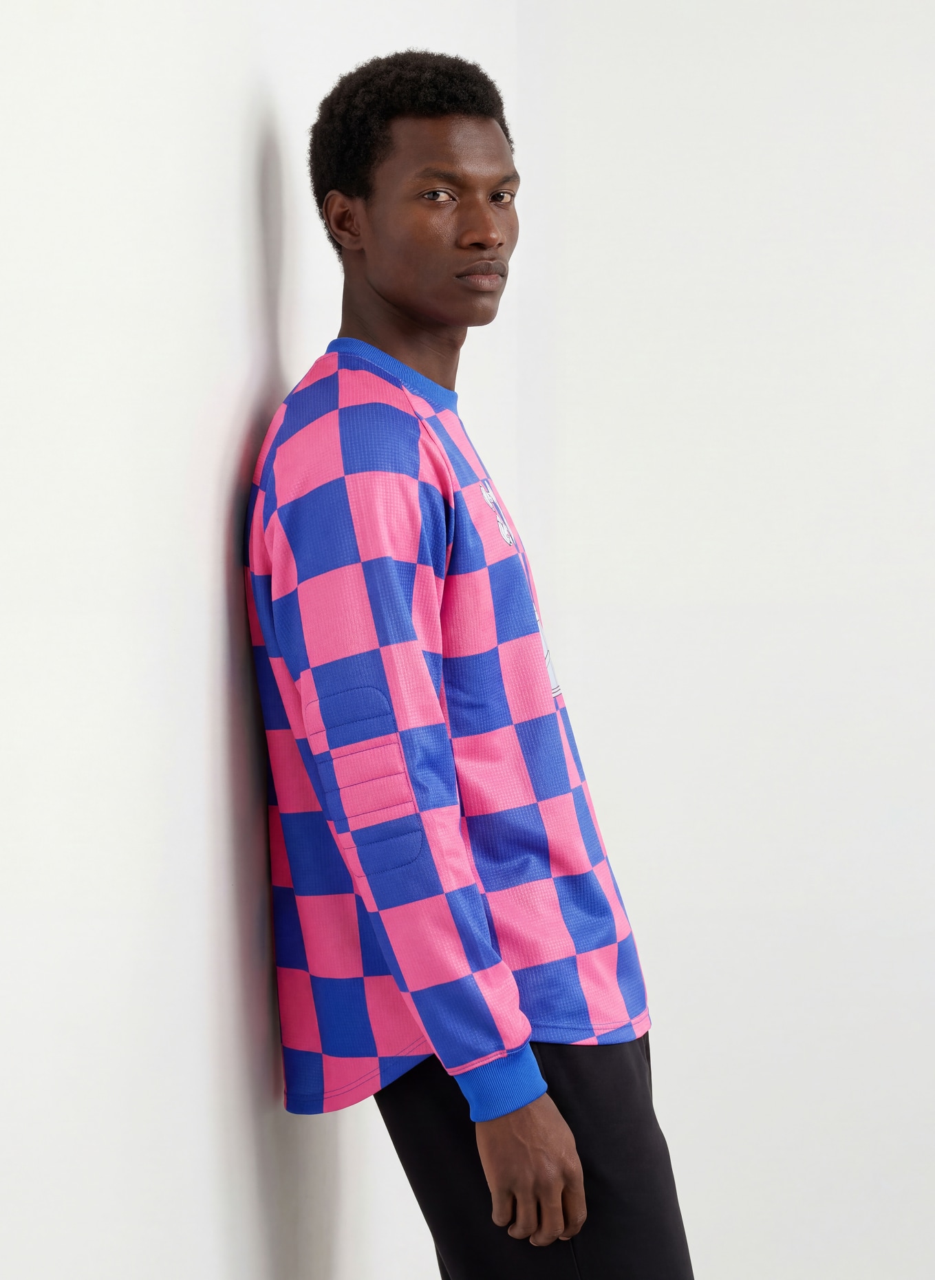 Nike SPORTSWEAR CLUB Long-sleeve shirt: BLUE / PINK