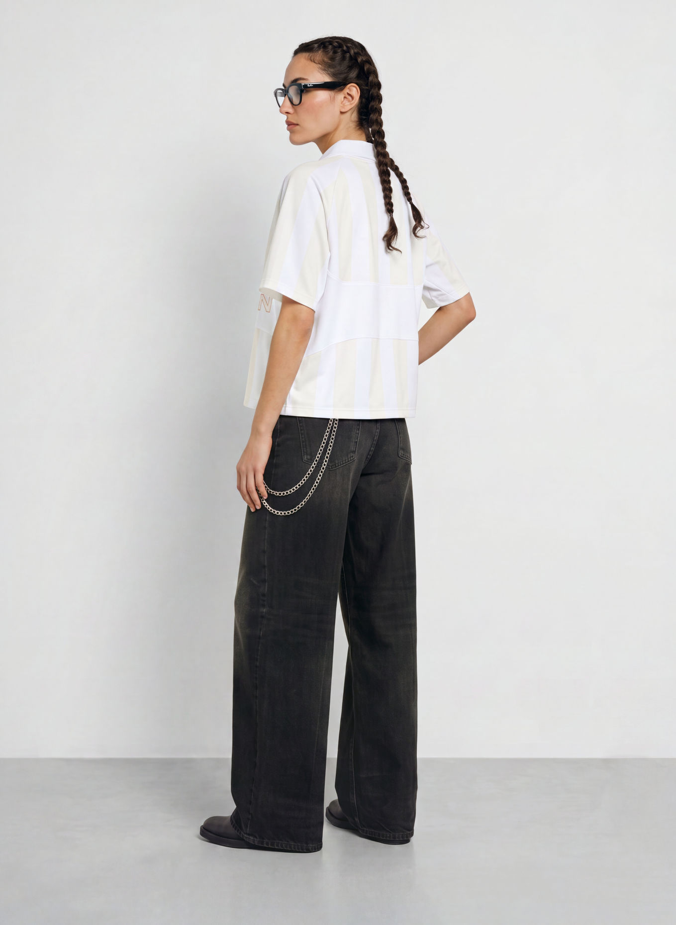 Nike T-Shirt SPORTSWEAR: WEISS / ROSÉ / CREME