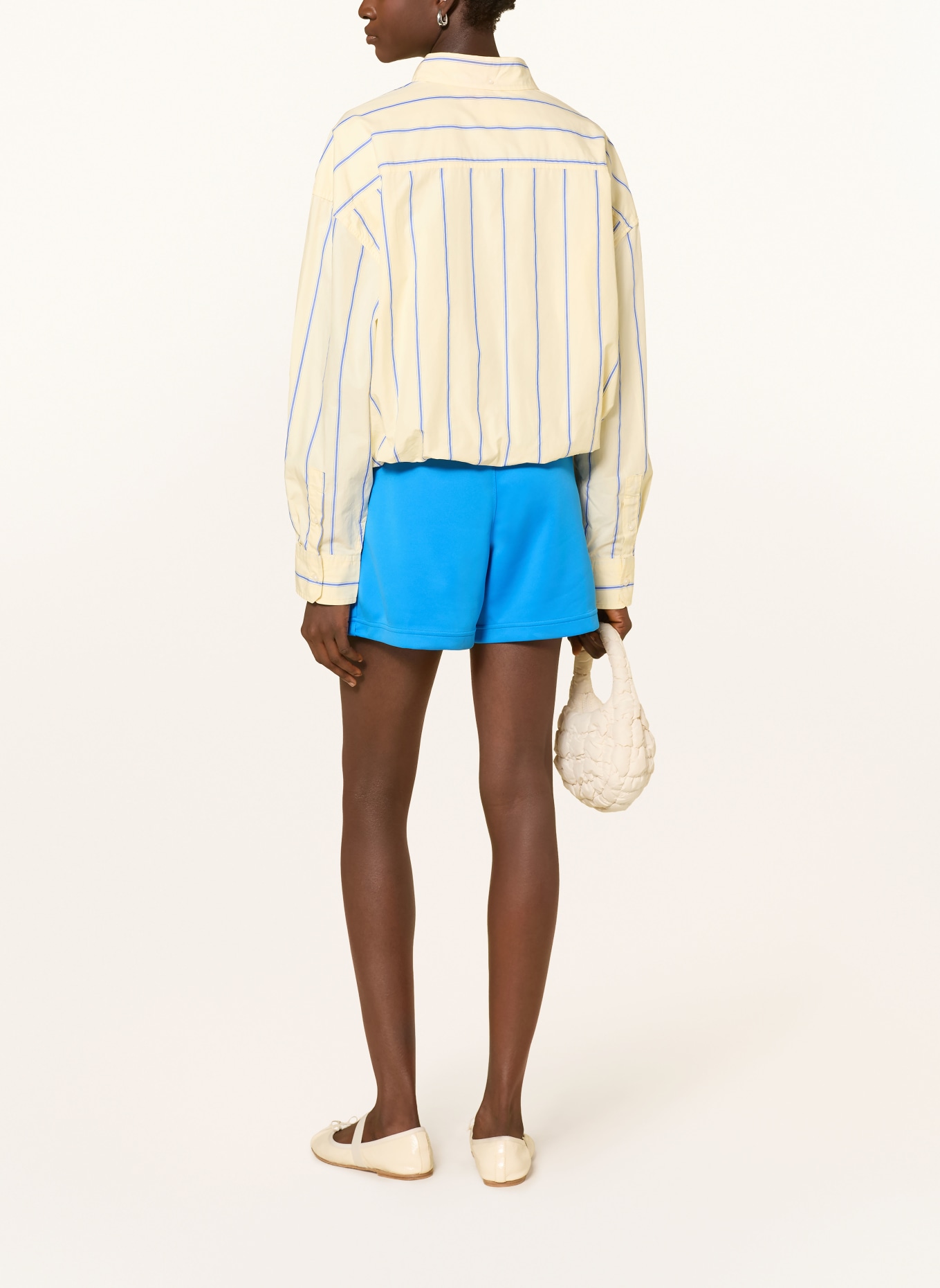 Nike Short en molleton: BLEU CLAIR