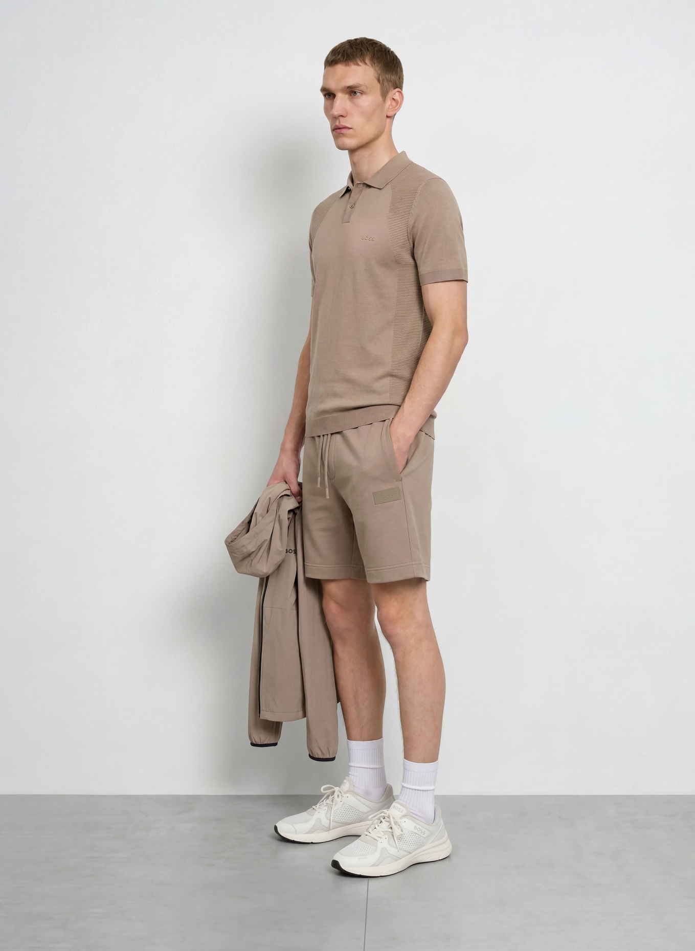 BOSS Stickad pikétröja MOMENTUM LITE Regular Fit: KHAKI