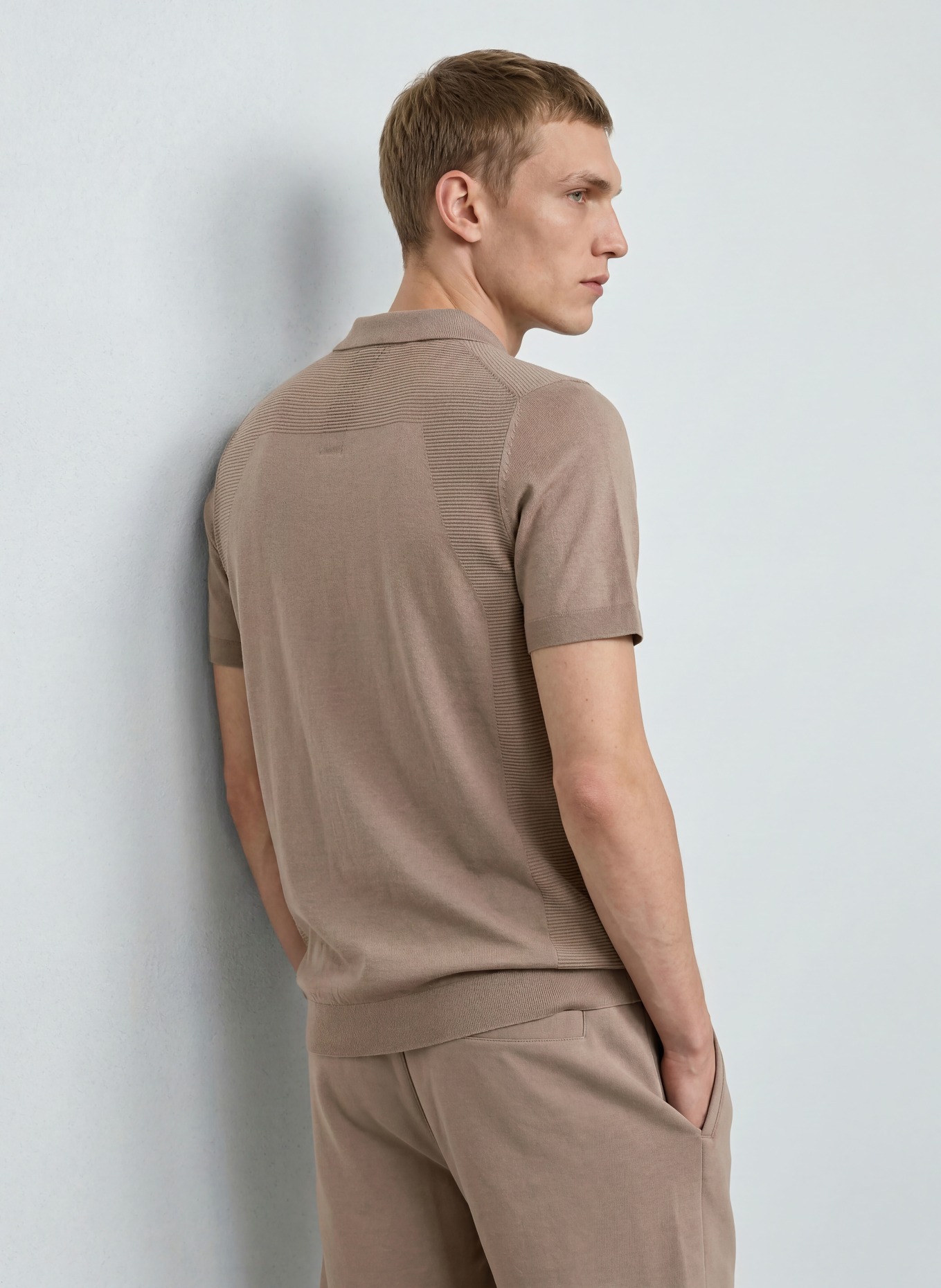 BOSS Stickad pikétröja MOMENTUM LITE Regular Fit: KHAKI