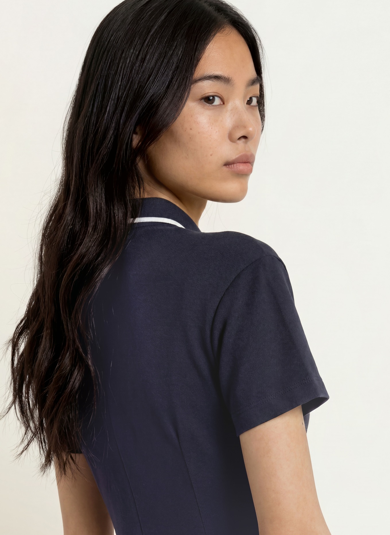 LACOSTE Poloklänning i piqué: MÖRKBLÅ / VIT