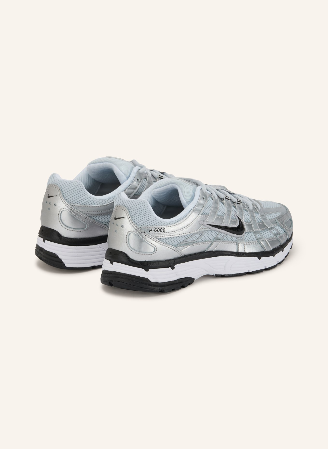 Nike Sneakers P-6000: SILVER / VIT / SVART