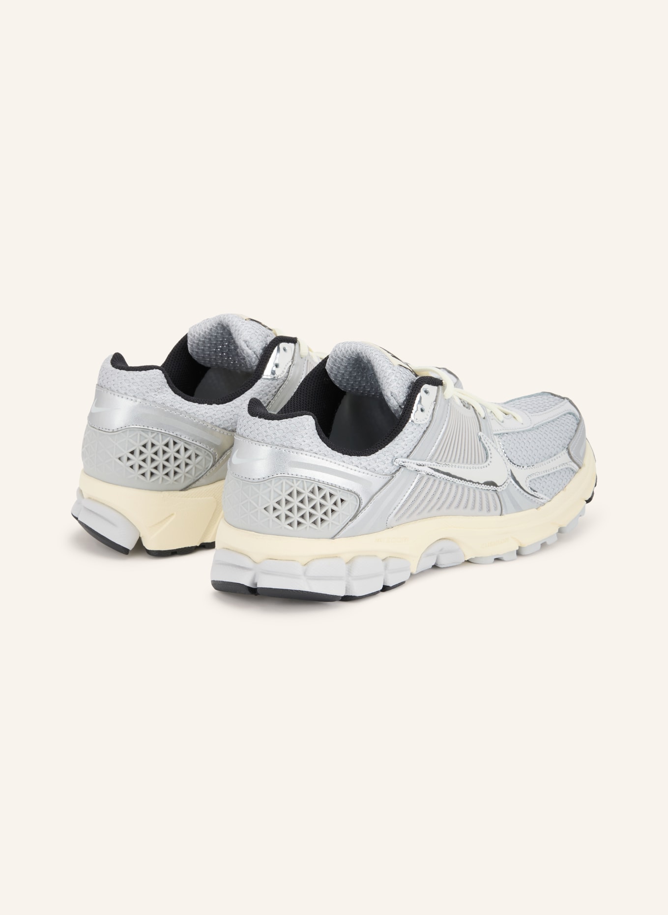 Nike Sneakers ZOOM VOMERO 5: LICHTGRIJS / ZILVER