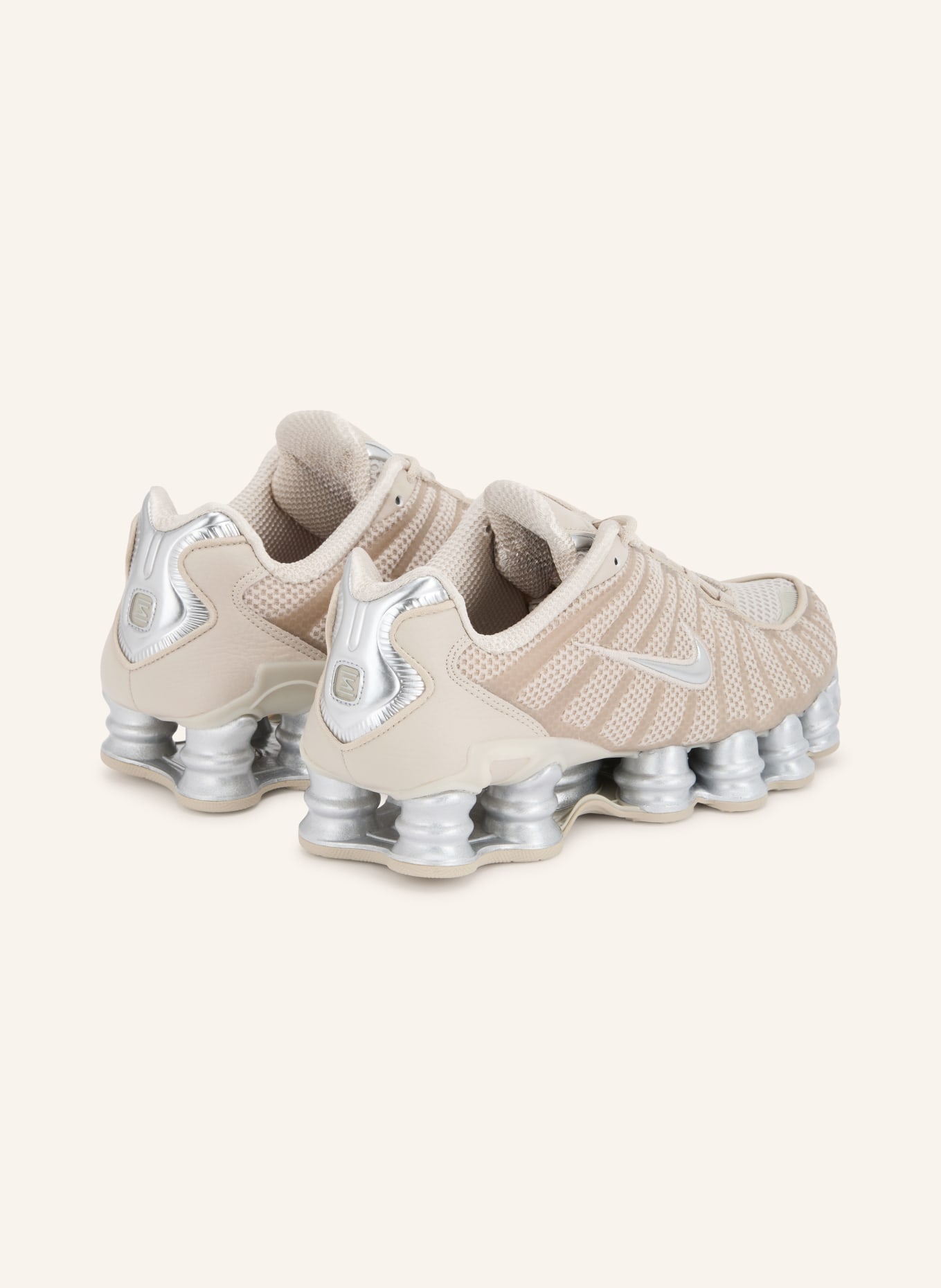 Nike SHOX TL Sneakers: BEIGE / SILVER