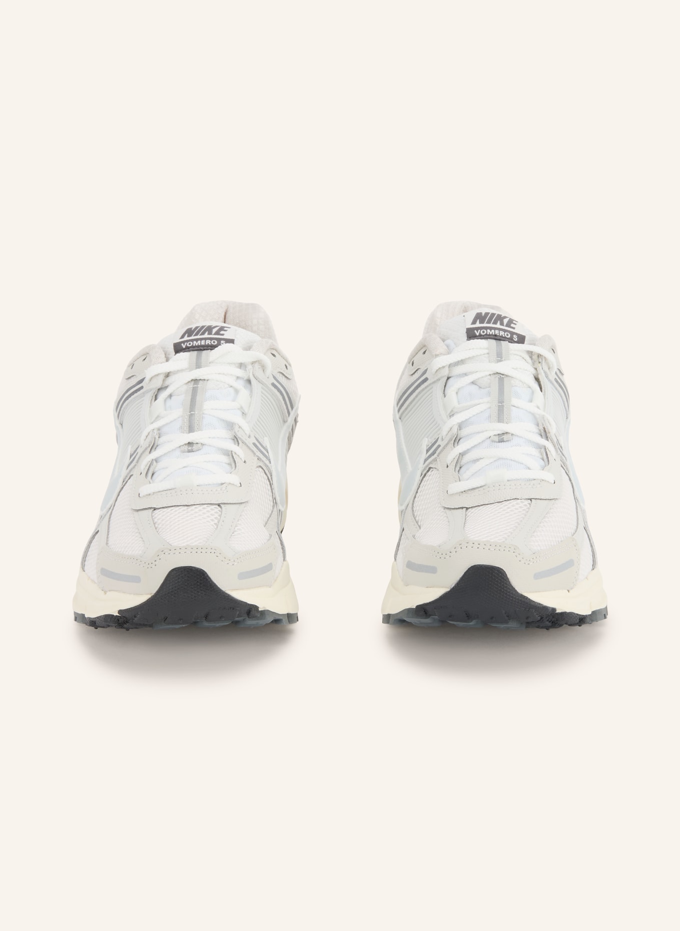 Nike Sneaker ZOOM VOMERO 5: WEISS / HELLGRAU / DUNKELGRAU