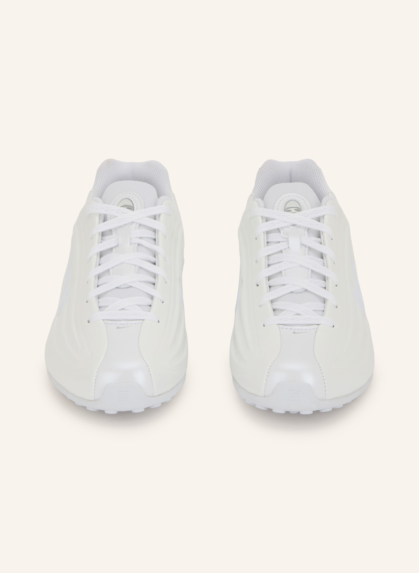 Nike SHOX Z Sneakers: WHITE