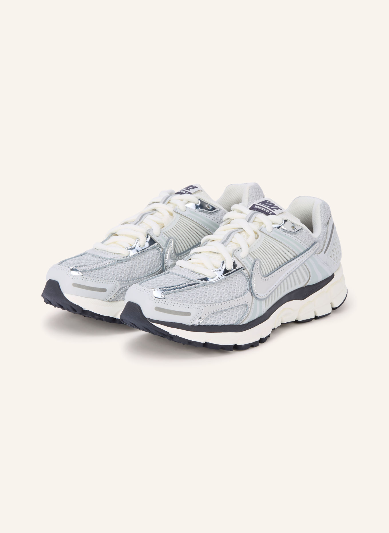 Nike Sneaker ZOOM VOMERO 5: HELLGRAU / SILBER