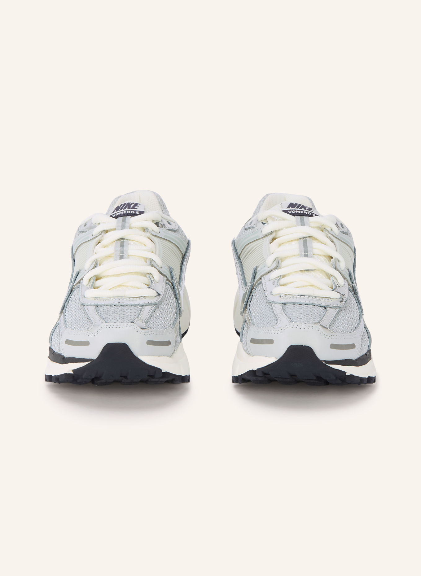 Nike Sneaker ZOOM VOMERO 5: HELLGRAU / SILBER