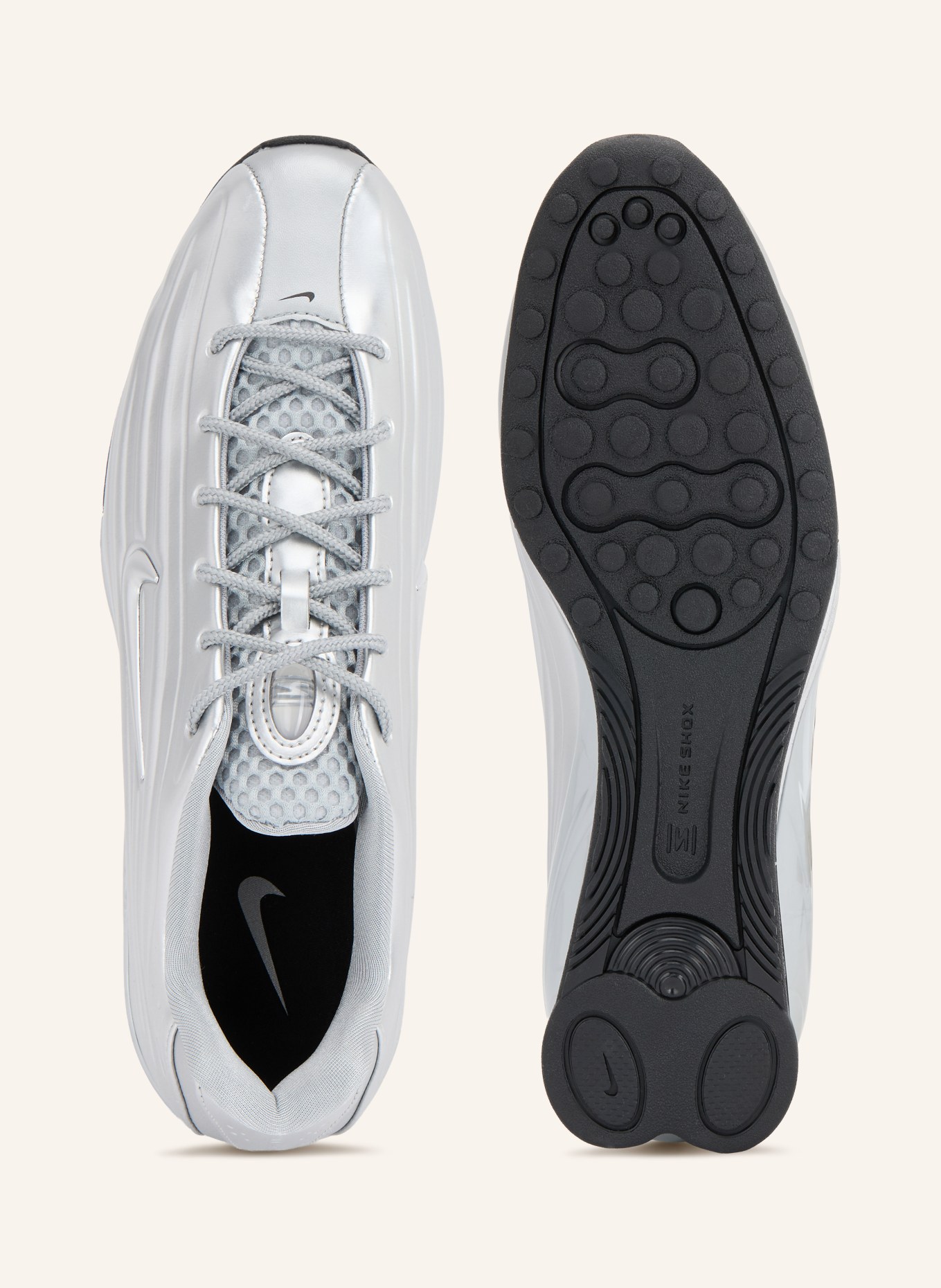 Nike SHOX Z Sneakers: SILVER
